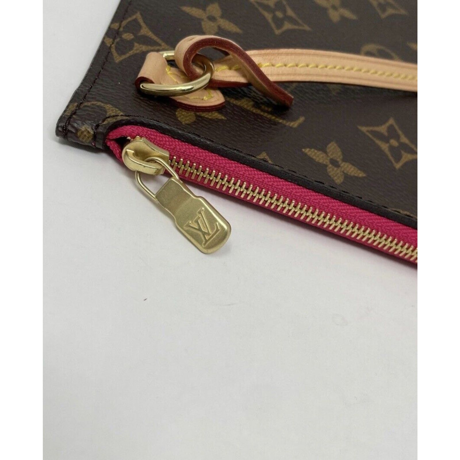Louis Vuitton LOUIS VUITTON Large Monogram Pink Pouch Pochette Clutch Size ONE SIZE - 7 Thumbnail