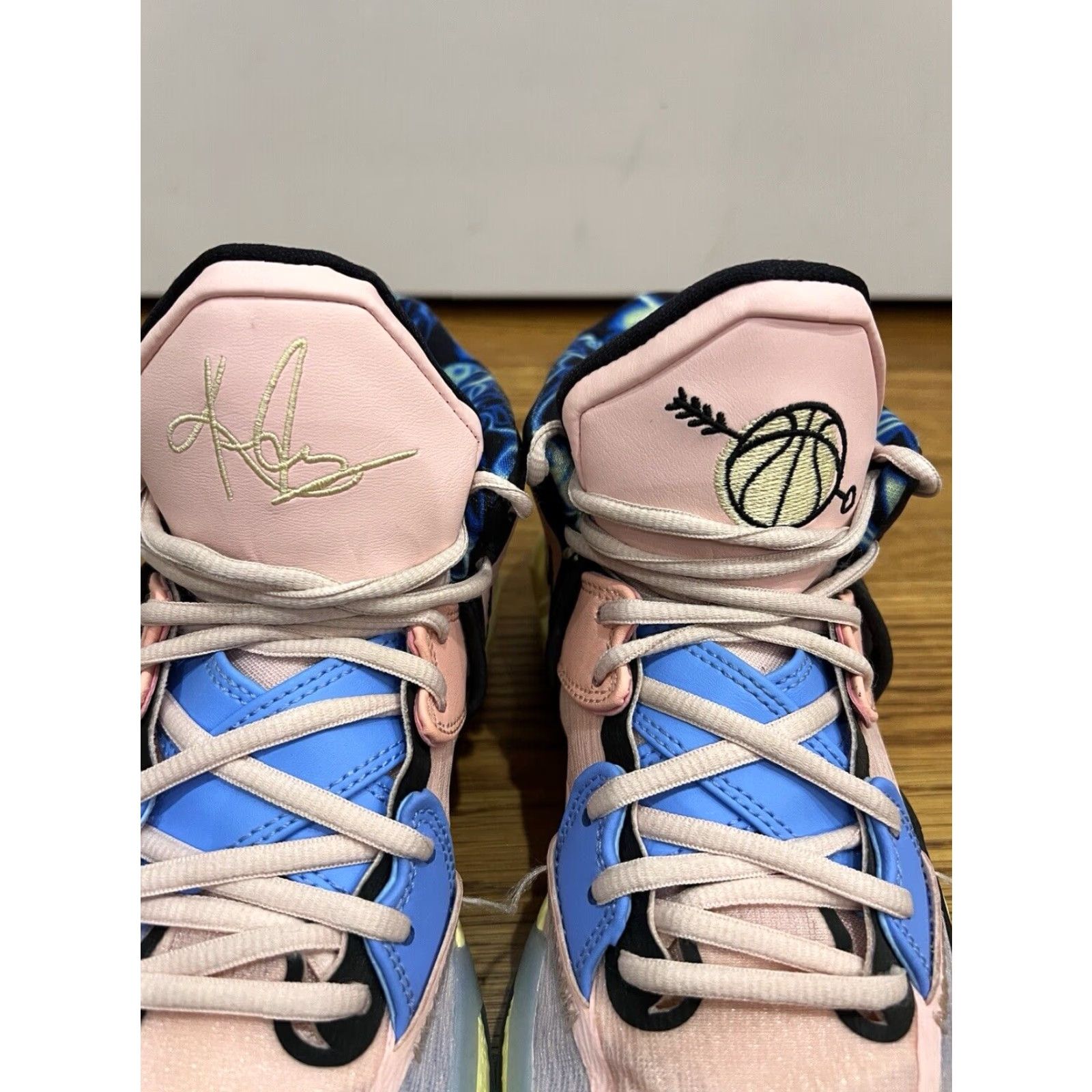 Nike Nike Kyrie 8 Infinity Sneakers Men Size 8 Pink Blue Valentine Athletic Casual Limited Edition Size US 8 / EU 41 - 3 Thumbnail