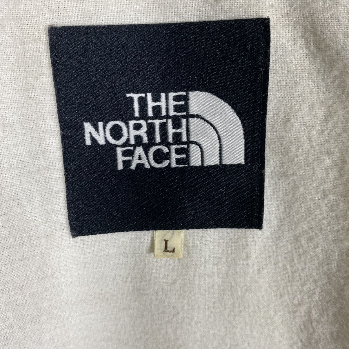 The North Face The North Face Snap Button Patch Logo Light Jacket Size US L / EU 52-54 / 3 - 10 Thumbnail