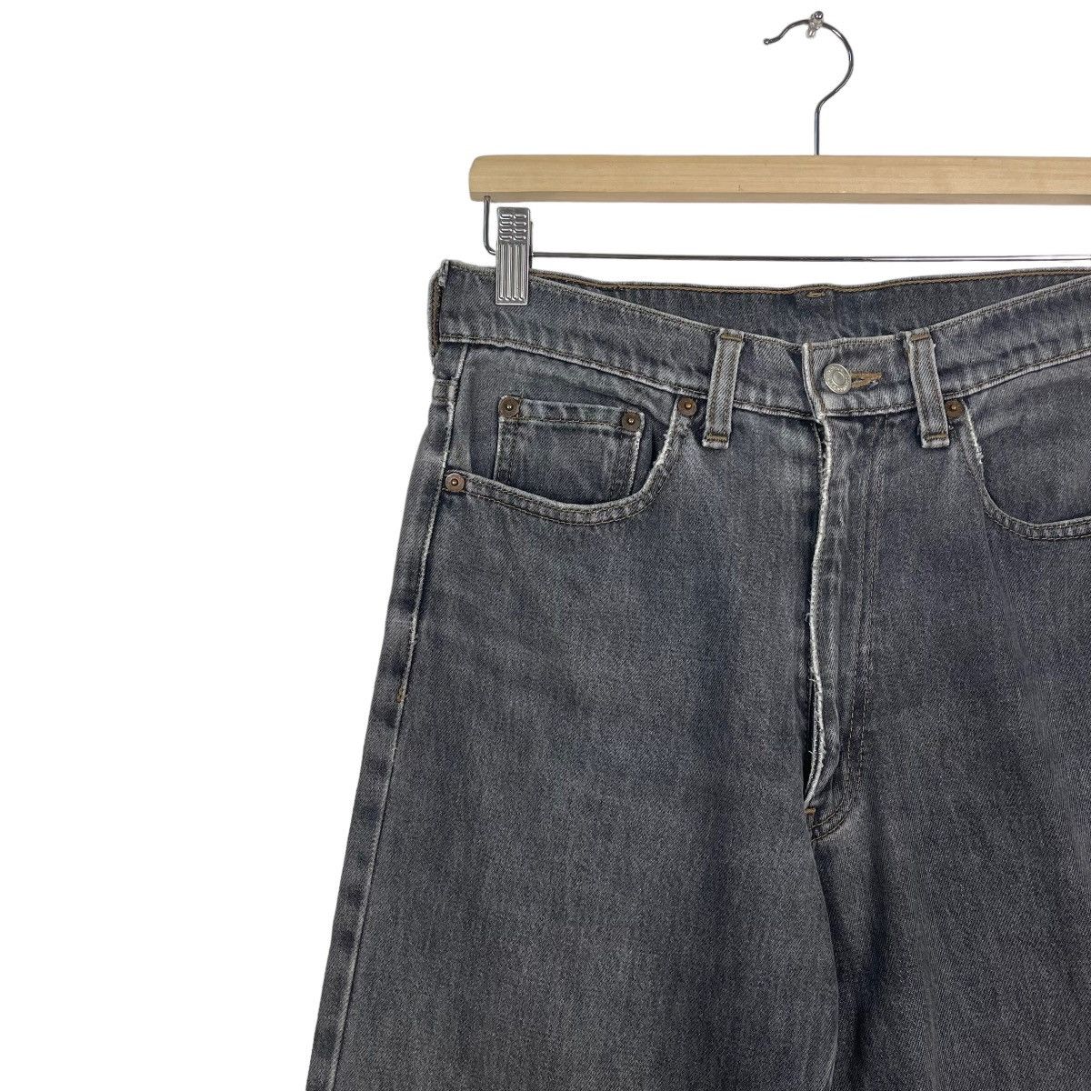Levi's × Levi's Vintage Clothing Vintage Levis Black Distressed Denim Zipper Fly Size US 30 / EU 46 - 6 Thumbnail