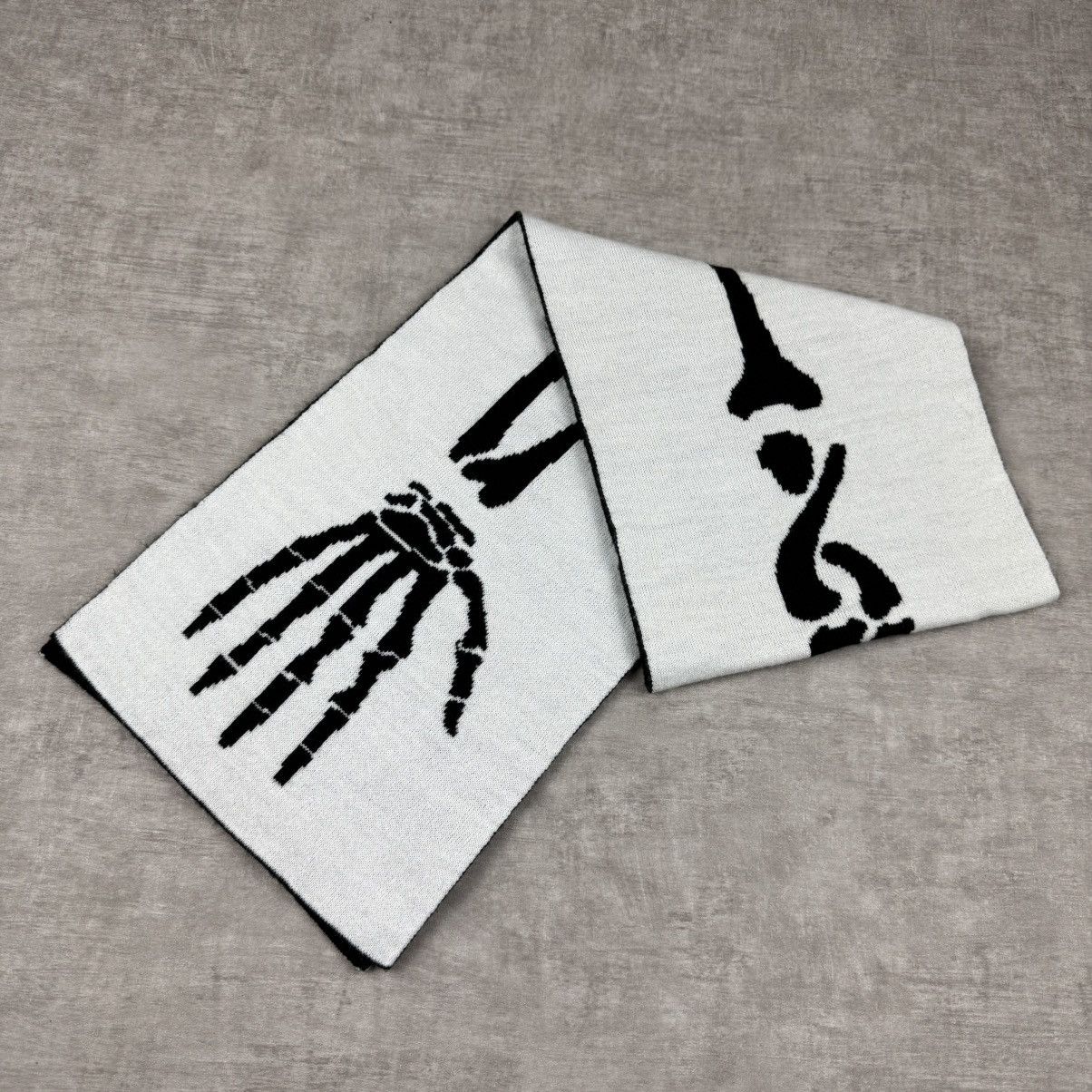 H&M H&M Skeleton Scarf Size ONE SIZE - 6 Thumbnail