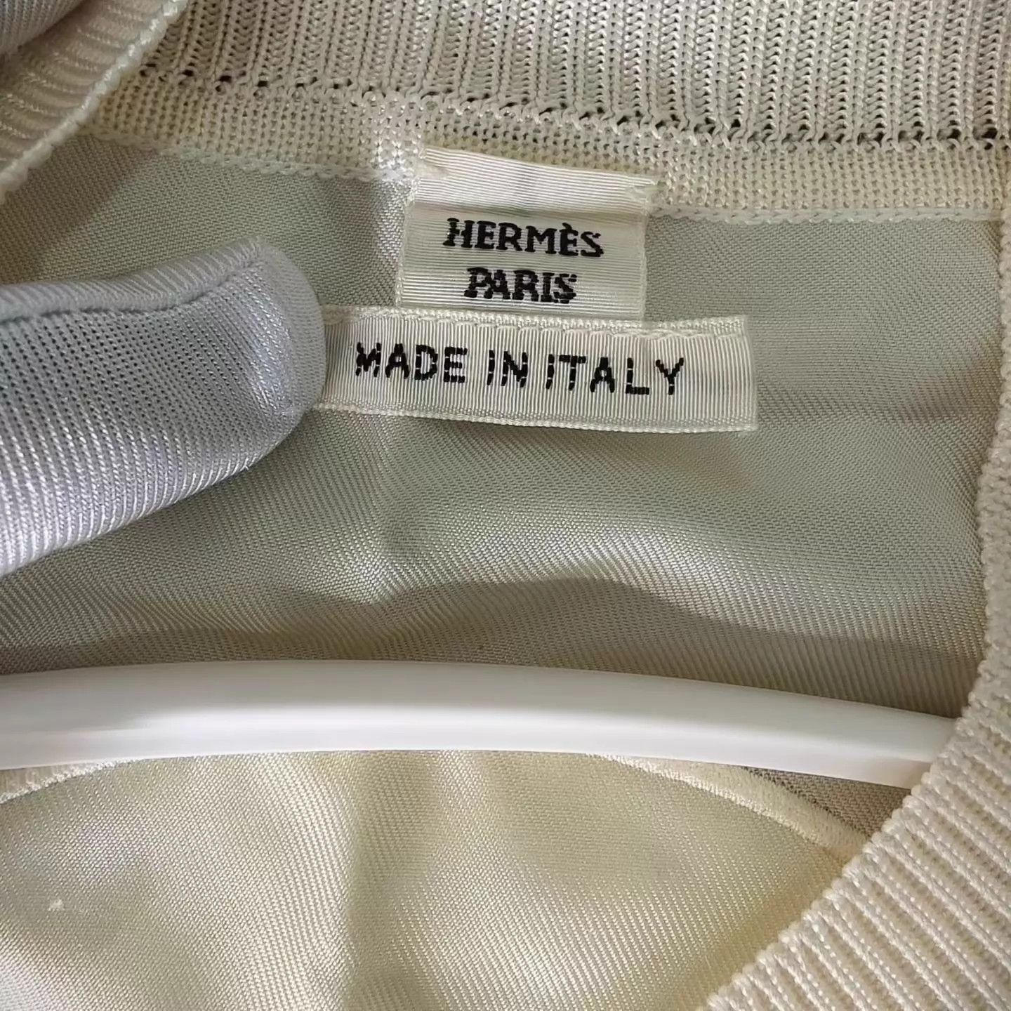Hermes Hermes Beige PigNosePrint SilverButtonCardi 38 99 Size S / US 4 / IT 40 - 3 Thumbnail