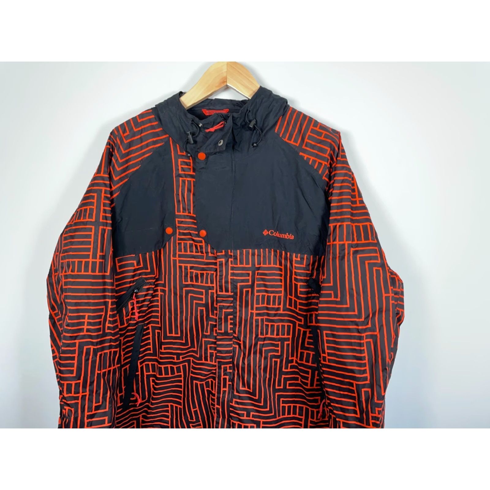 Vintage Columbia Jacket Mens 2XL Black Orange Geometric Pattern Hooded Omni-Tech Windbreaker Streetwear 90s Mens Size US XXL / EU 58 / 5 - 4 Thumbnail