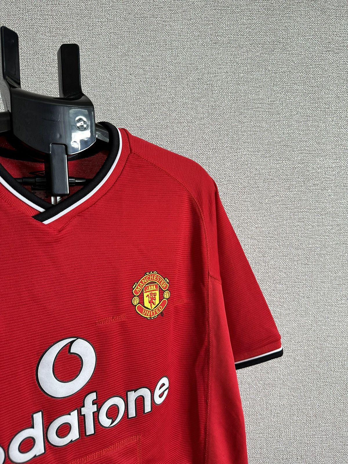 Umbro 2000/02 Umbro Manchester United Distressed Soccer Jersey Size US L / EU 52-54 / 3 - 3 Thumbnail