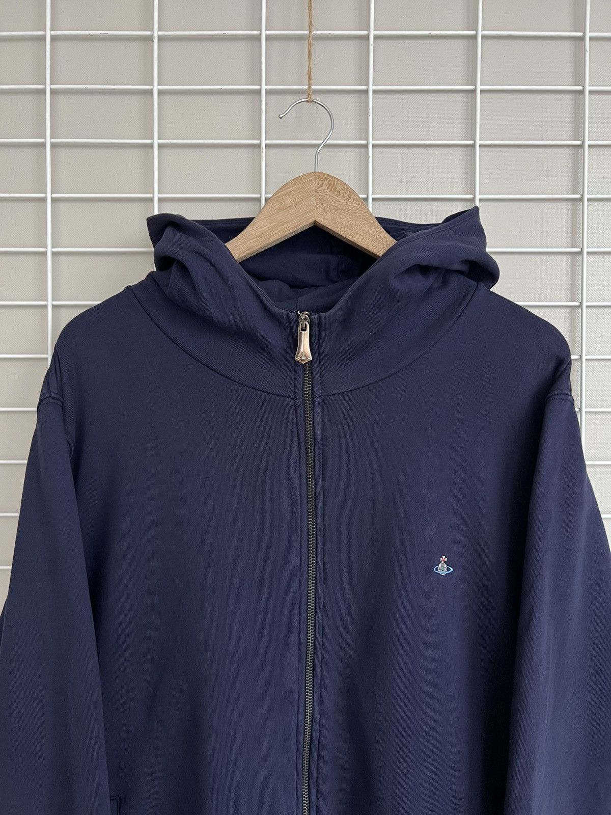 Vivienne Westwood Vivienne Westwood Orb Zip Hoodie Mens Size L/XL Embroidered Size US XL / EU 56 / 4 - 2 Thumbnail