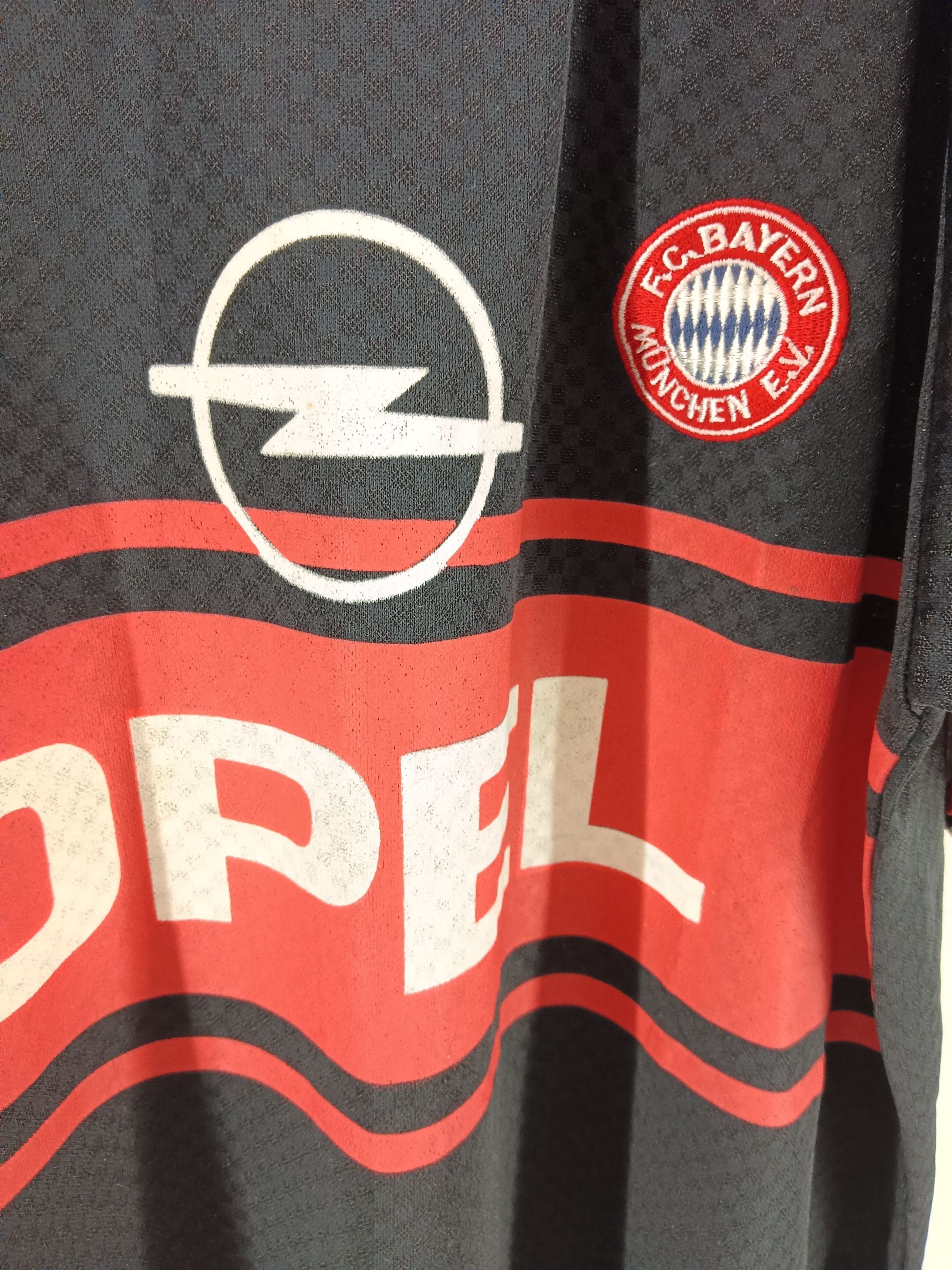 Vintage Vintage 90s Bootleg Football Jersey Bayen Munich Munchen Size US XL / EU 56 / 4 - 4 Thumbnail