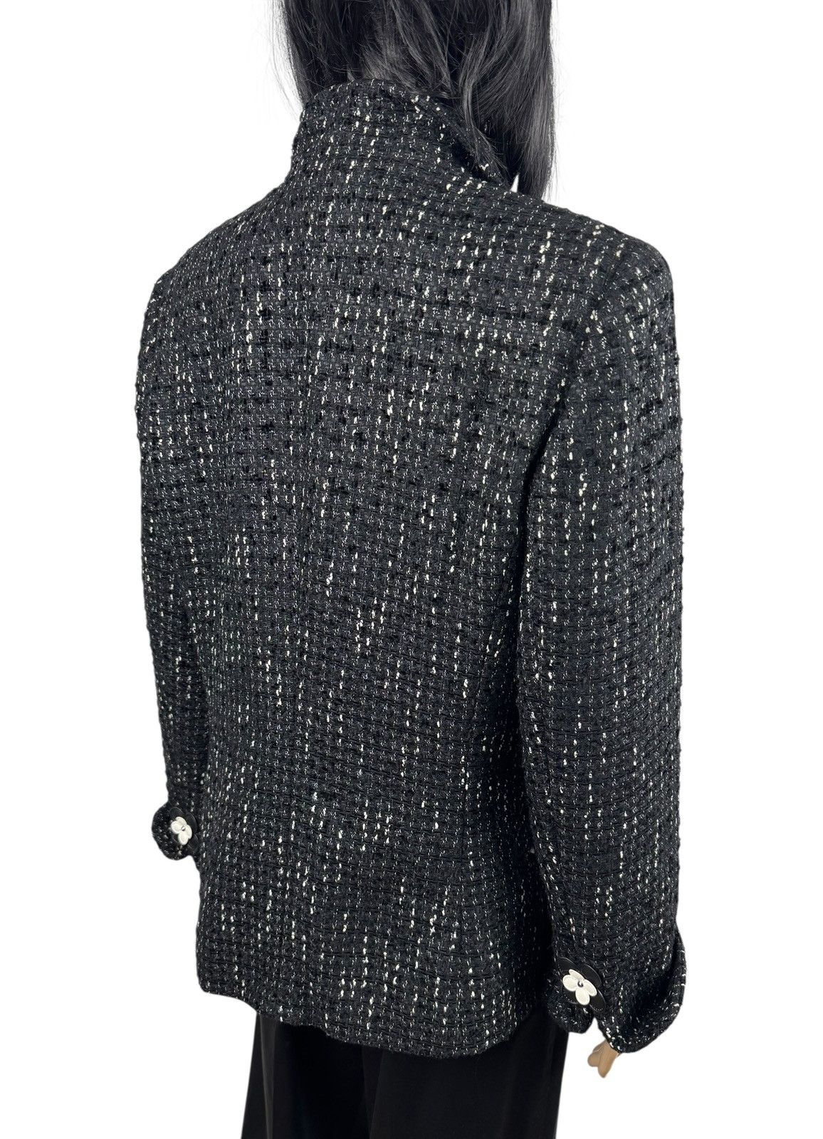 Escada Escada Tweed Wool-Rayon Coat Flowers Buttons size DE42 IT48 Size XL / US 12-14 / IT 48-50 - 9 Thumbnail