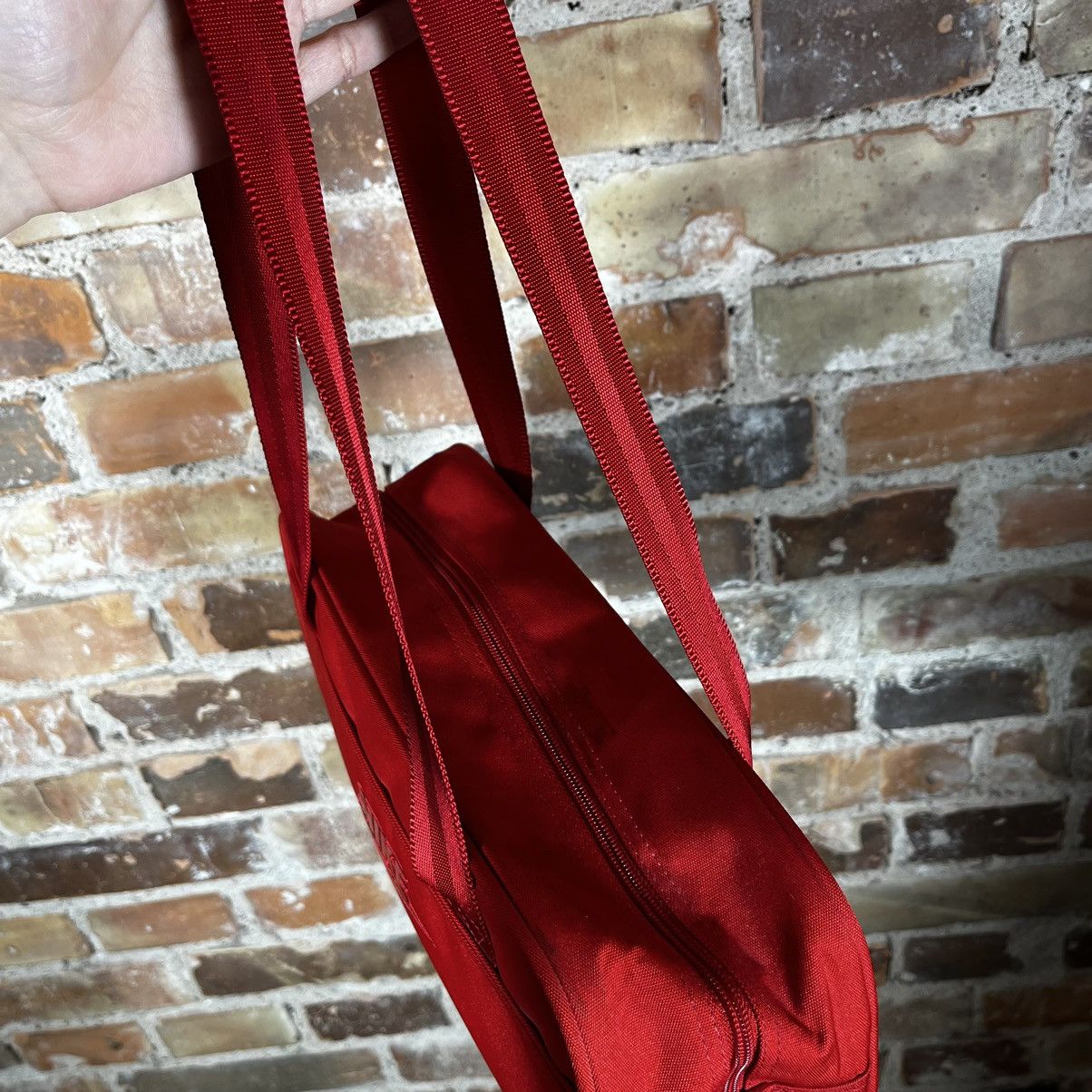 Nike Vintage Nike Bag 90s Swoosh Big Center Logo Hand Bag Size ONE SIZE - 11 Thumbnail