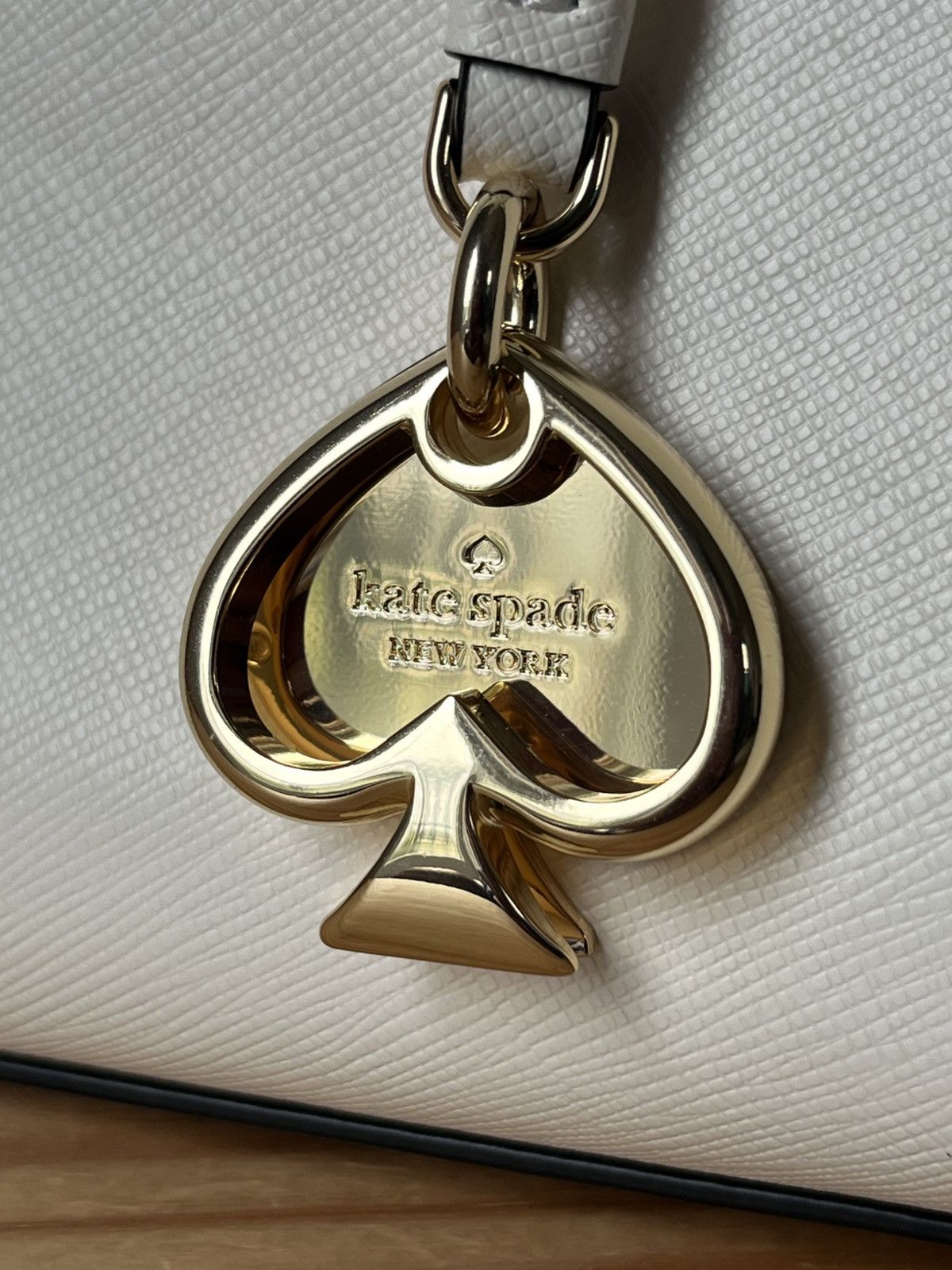 Kate Spade Kate Spade Size ONE SIZE - 8 Thumbnail