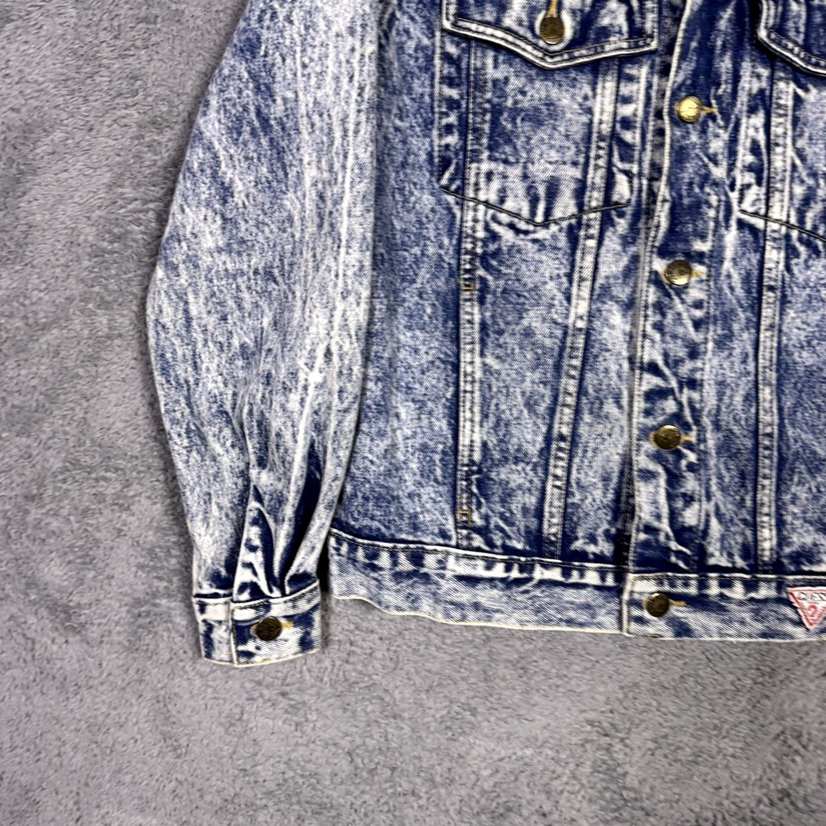 Guess VINTAGE GUESS Jacket Men M USA Made Acid 90s Denim Trucker George Marciano Size US M / EU 48-50 / 2 - 2 Thumbnail