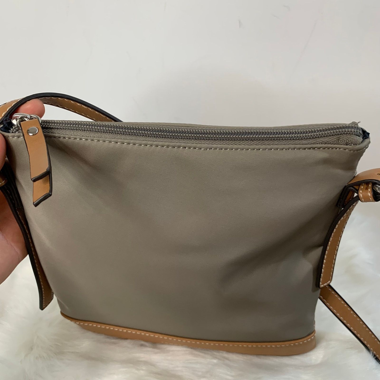 Tommy Hilfiger Tommy Hilfiger Women's Crossbody Purse Size ONE SIZE - 2 Thumbnail