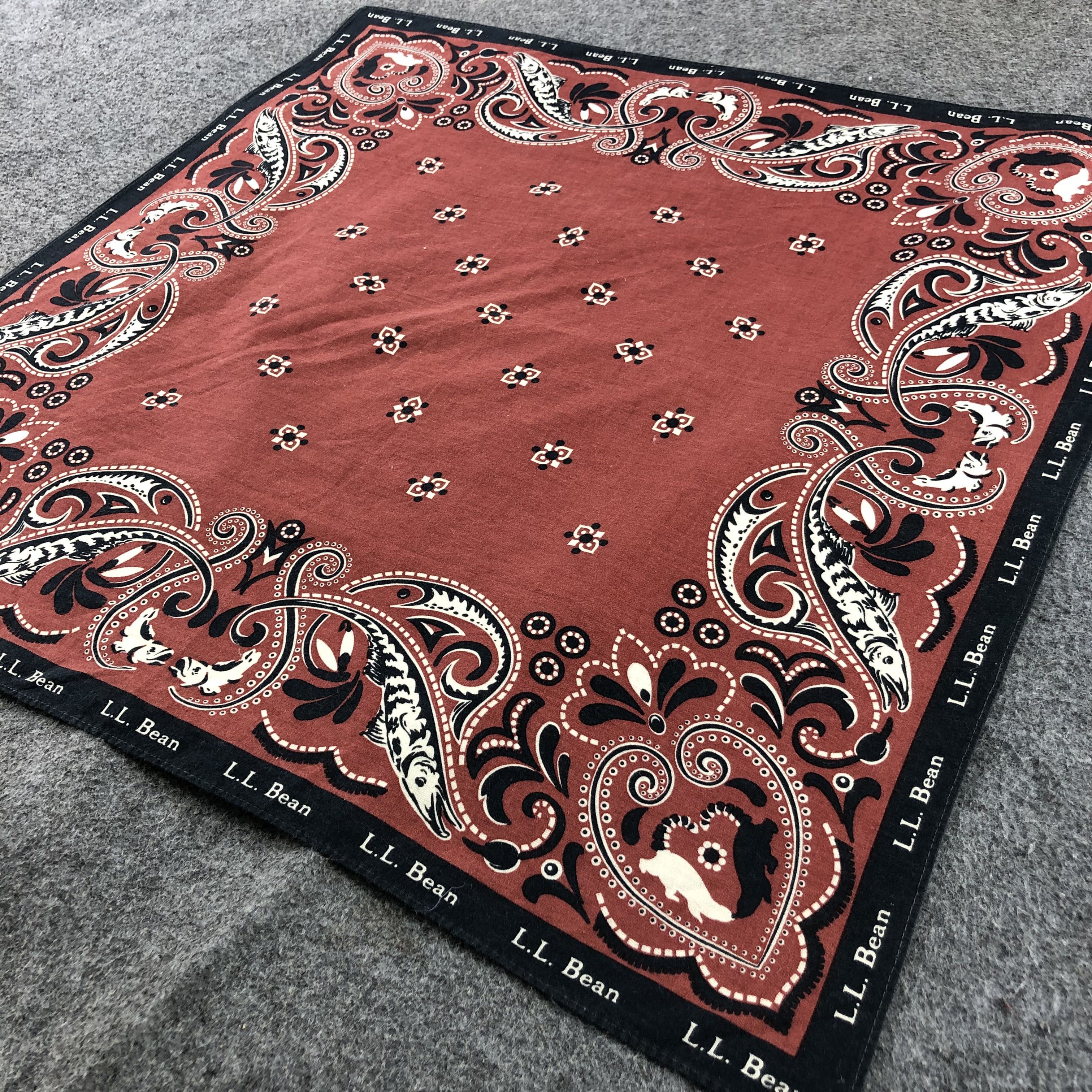 L.L. Bean L.L. Bean Paisley Handkerchief Neckerchief Bandana H1436 Size ONE SIZE - 4 Thumbnail