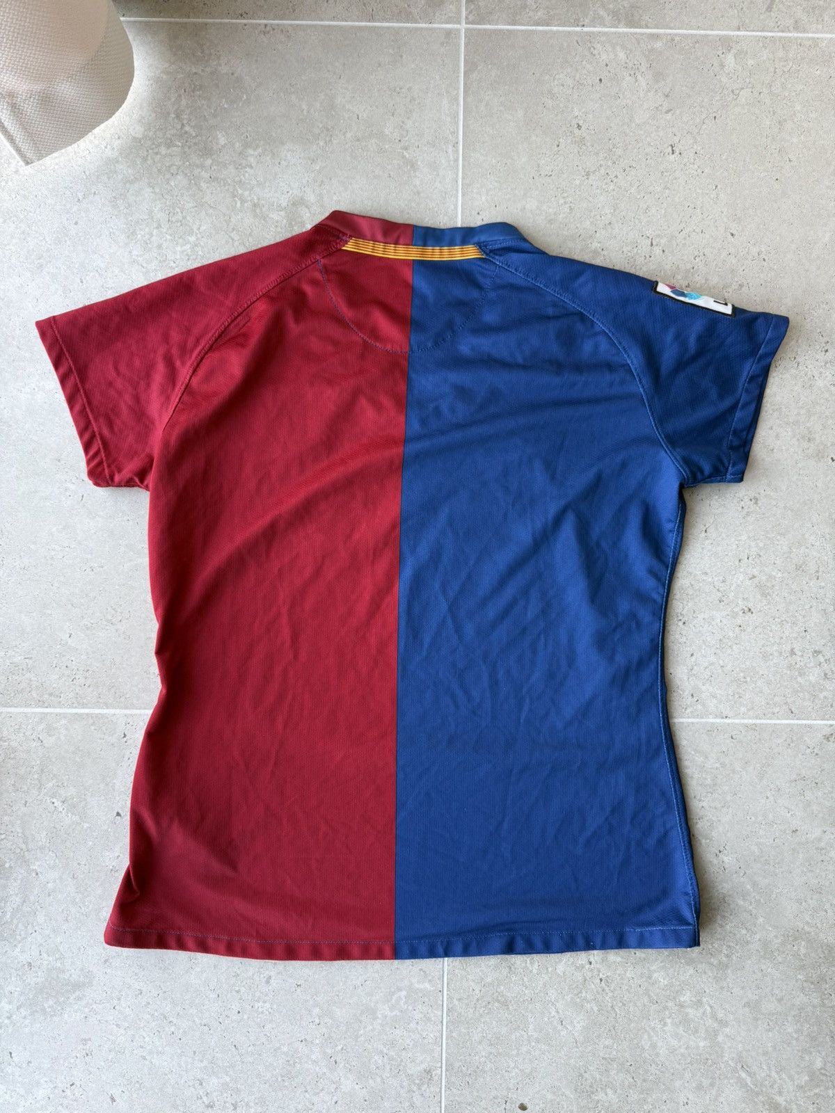 Nike Vintage Nike Barcelona soccer jersey size Women’s Size L / US 10 / IT 46 - 2 Thumbnail