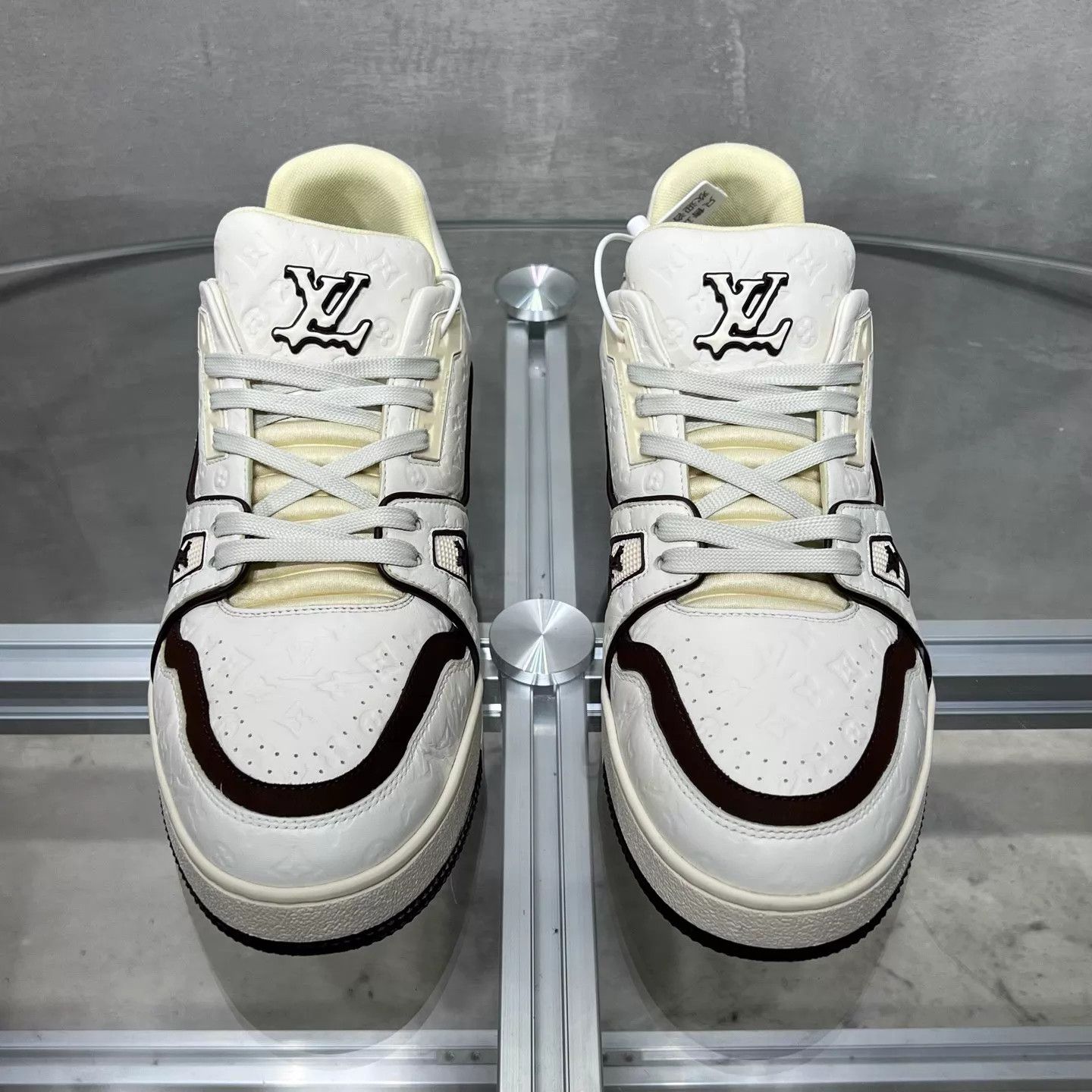 Louis Vuitton LV Trainer Tyler Cream 42.5 YH25919 Size US 9.5 / EU 42-43 - 1 Thumbnail
