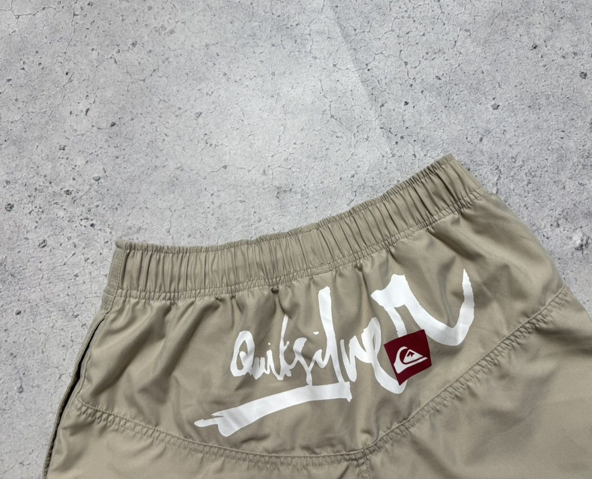 Quiksilver Quiksilver Vintage Nylon Shorts Big Logo Y2K Beige Size US 32 / EU 48 - 2 Thumbnail