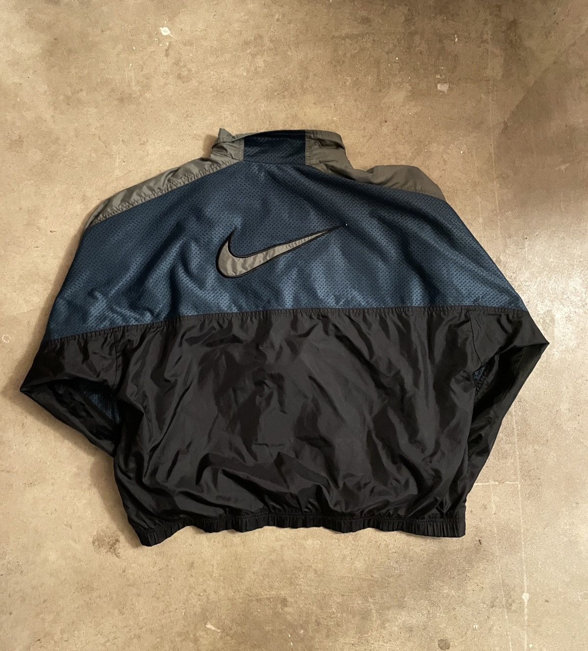 Nike Vintage Nike multicoloured windbreaker Size US L / EU 52-54 / 3 - 2 Thumbnail