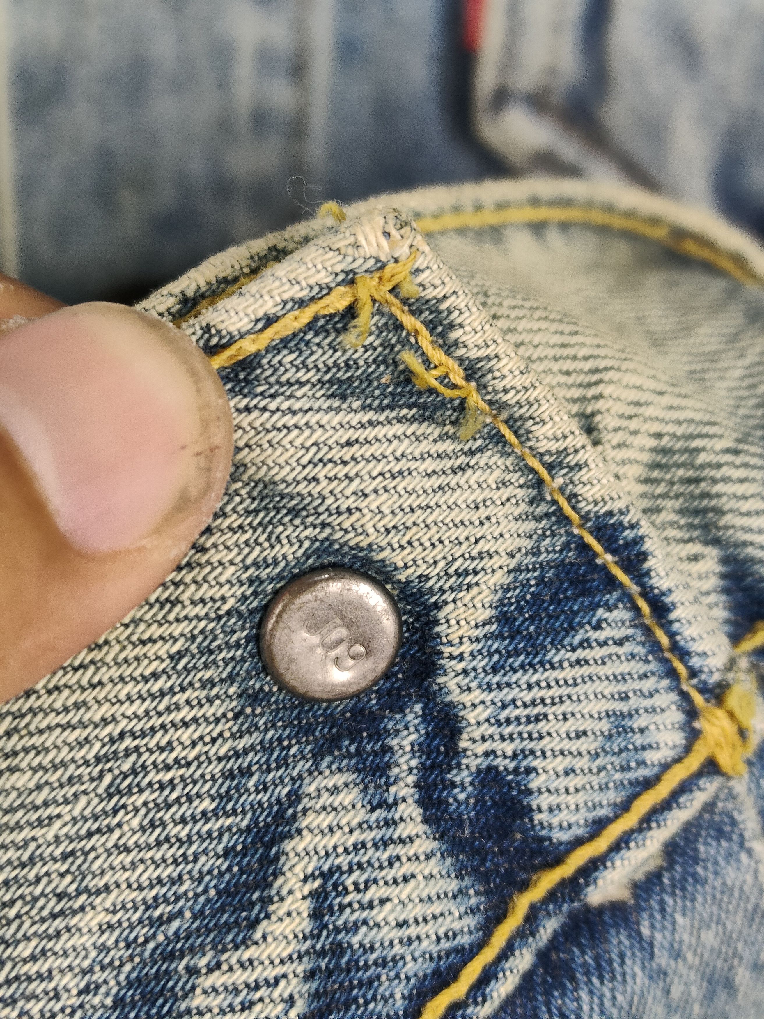 Levi's Vintage Levi's Big E Sunfaded Denim Jacket Size US M / EU 48-50 / 2 - 7 Thumbnail