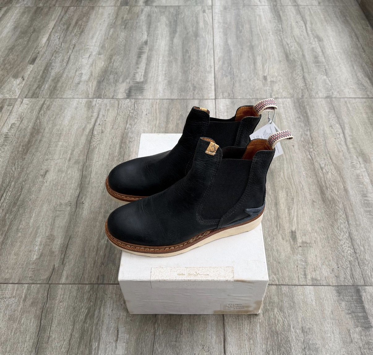 Visvim VISVIM GORNERGRAT MID-FOLK Swedish cowhide Chelsea boots Size US 8 / EU 41 - 2 Thumbnail