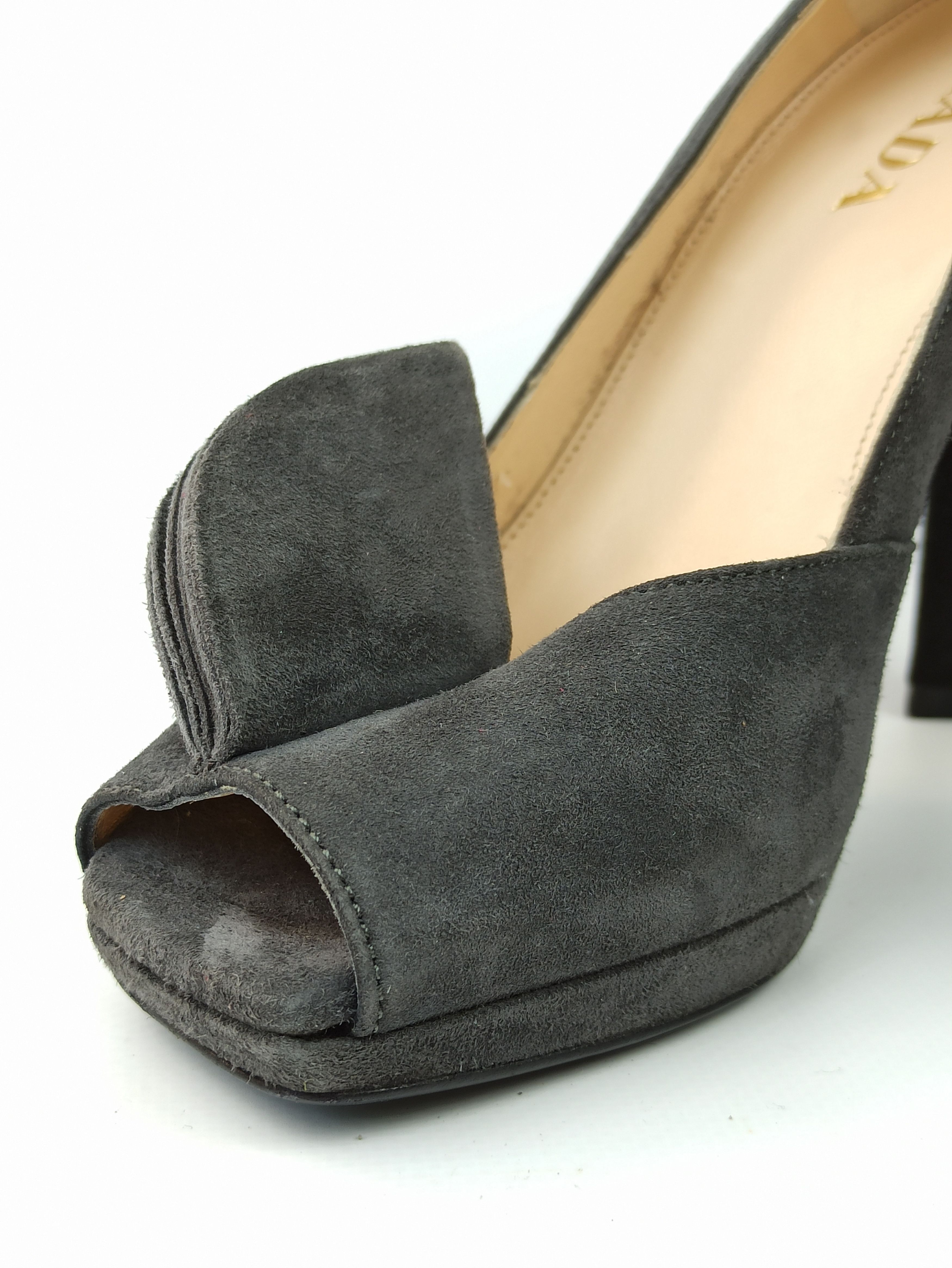 Prada Prada High Heels Suede Shoes Size US 6.5 / IT 36.5 - 4 Thumbnail