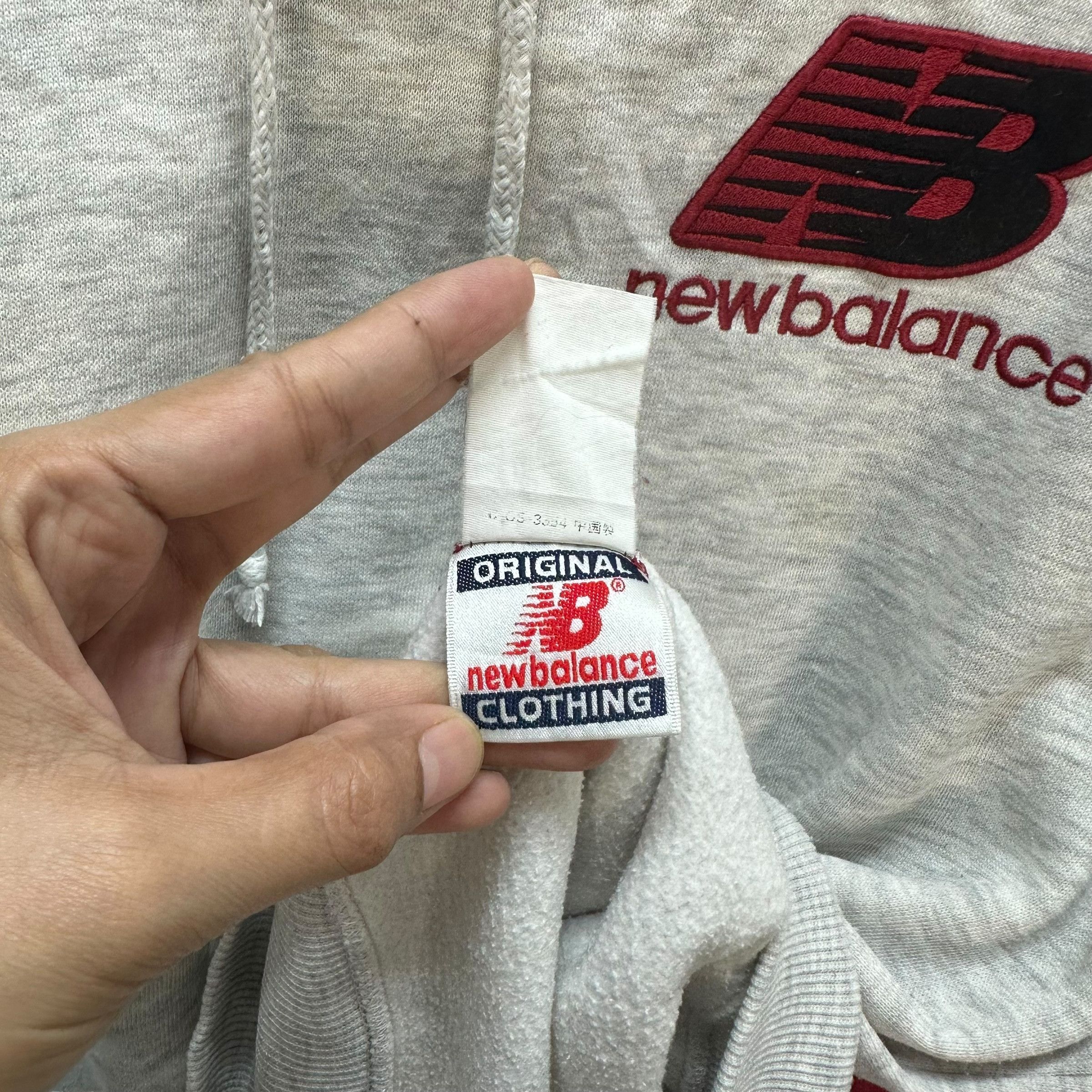 New Balance 80's NEW BALANCE BORN IN THE USA PULLOVER HOODIES #9058-53 Size US M / EU 48-50 / 2 - 7 Thumbnail