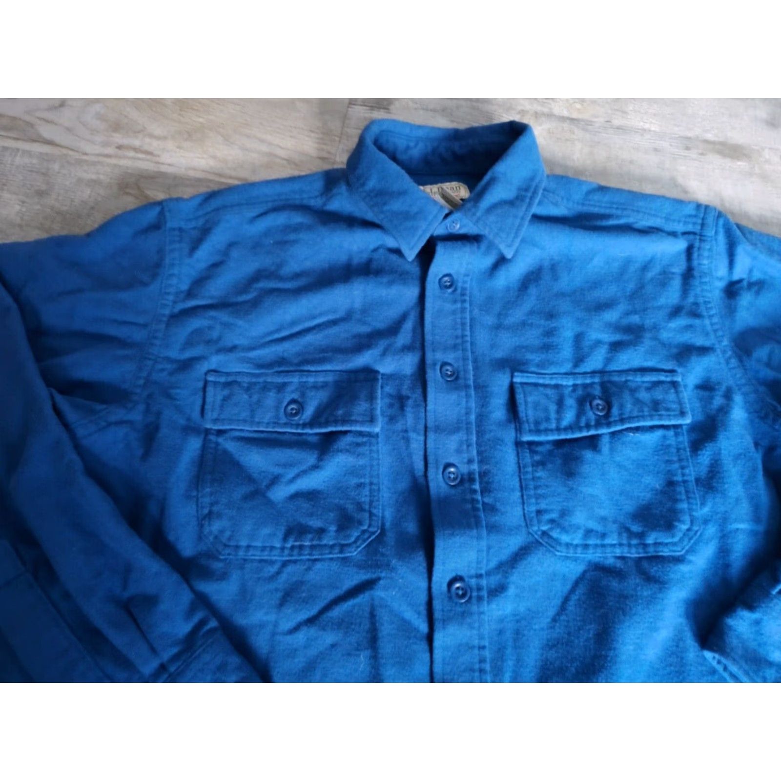 Vintage VINTAGE L.L. Bean Heavyweight Chamois Cloth Button-Up Shirt Adult Large Regular Navy Blue Casual Mens Size US L / EU 52-54 / 3 - 5 Thumbnail