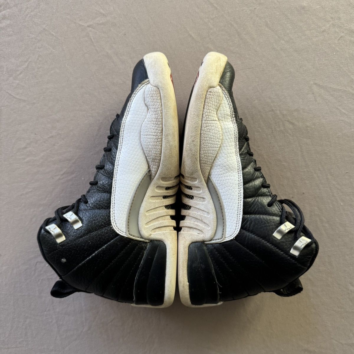 Jordan Brand × Vintage Air Jordan 12 Retro “Playoffs” Sneakers Size US 6.5 / EU 39-40 - 3 Thumbnail