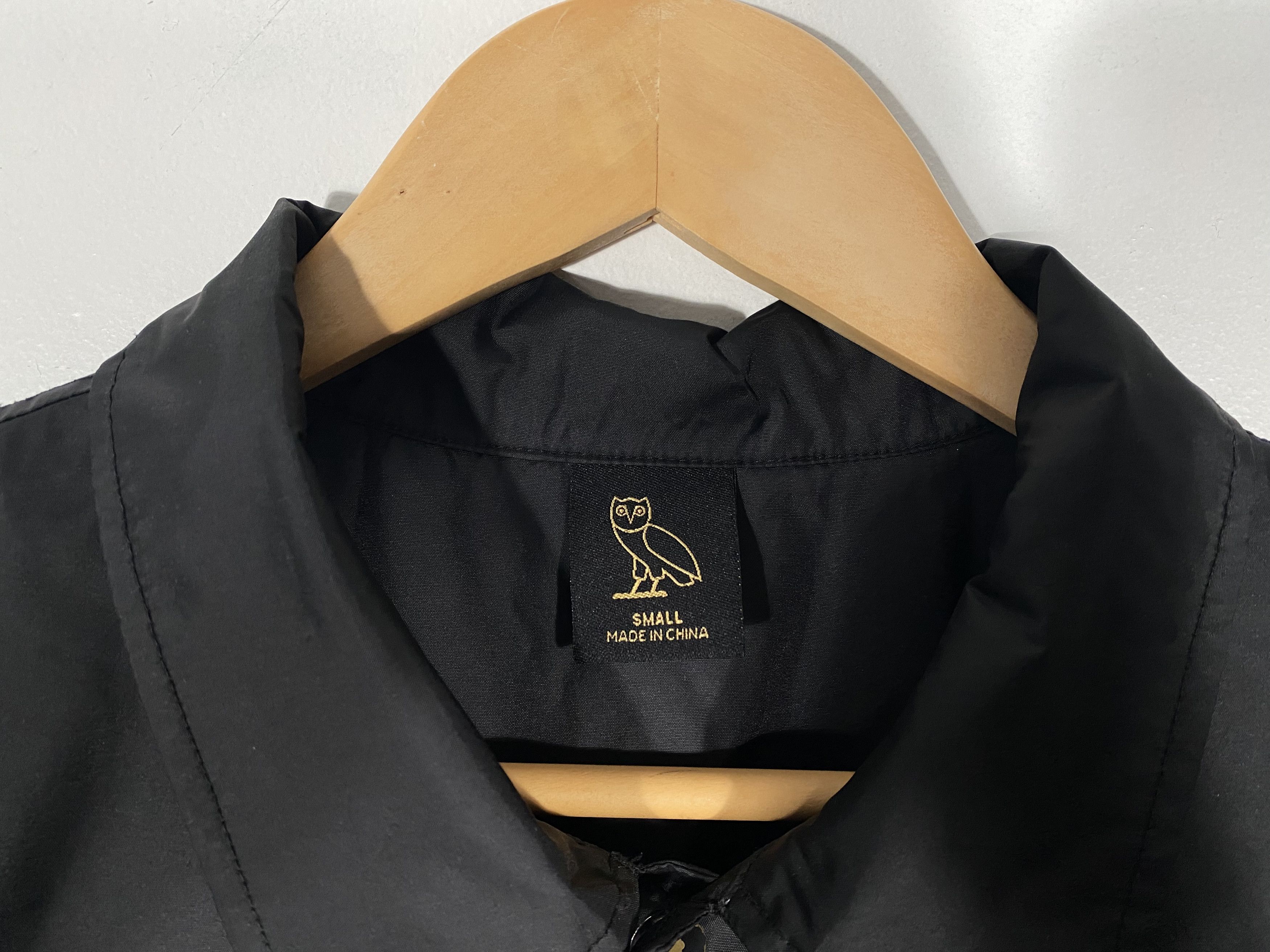 October's Very Own Octobers Very Own Classic Logo Nylon Coach Jacket Black Size US S / EU 44-46 / 1 - 4 Thumbnail