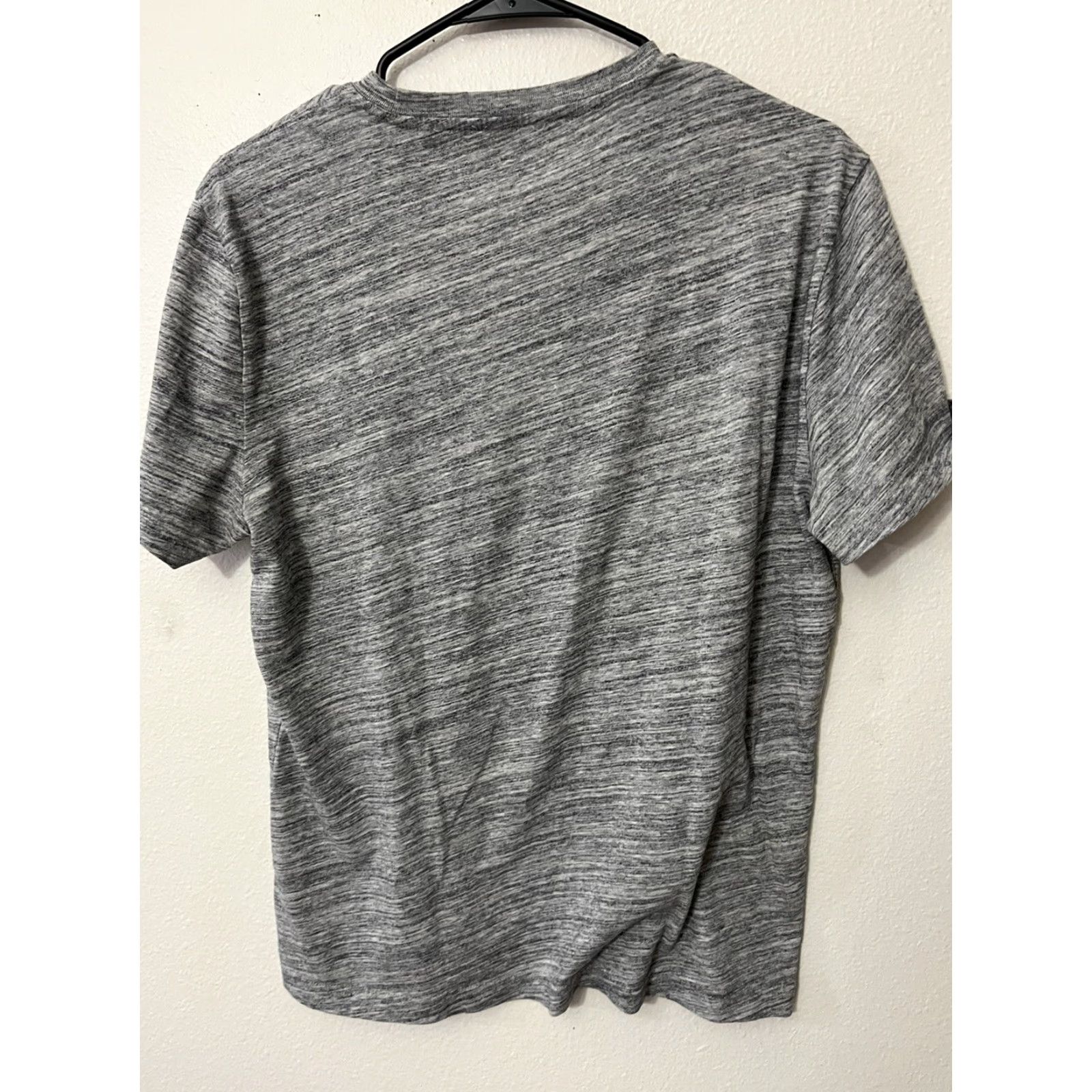 Banana Republic VINTAGE Banana Republic Shirt Mens Medium Gray Short Sleeve Crew Neck Logo Knit Tee Size US M / EU 48-50 / 2 - 3 Thumbnail