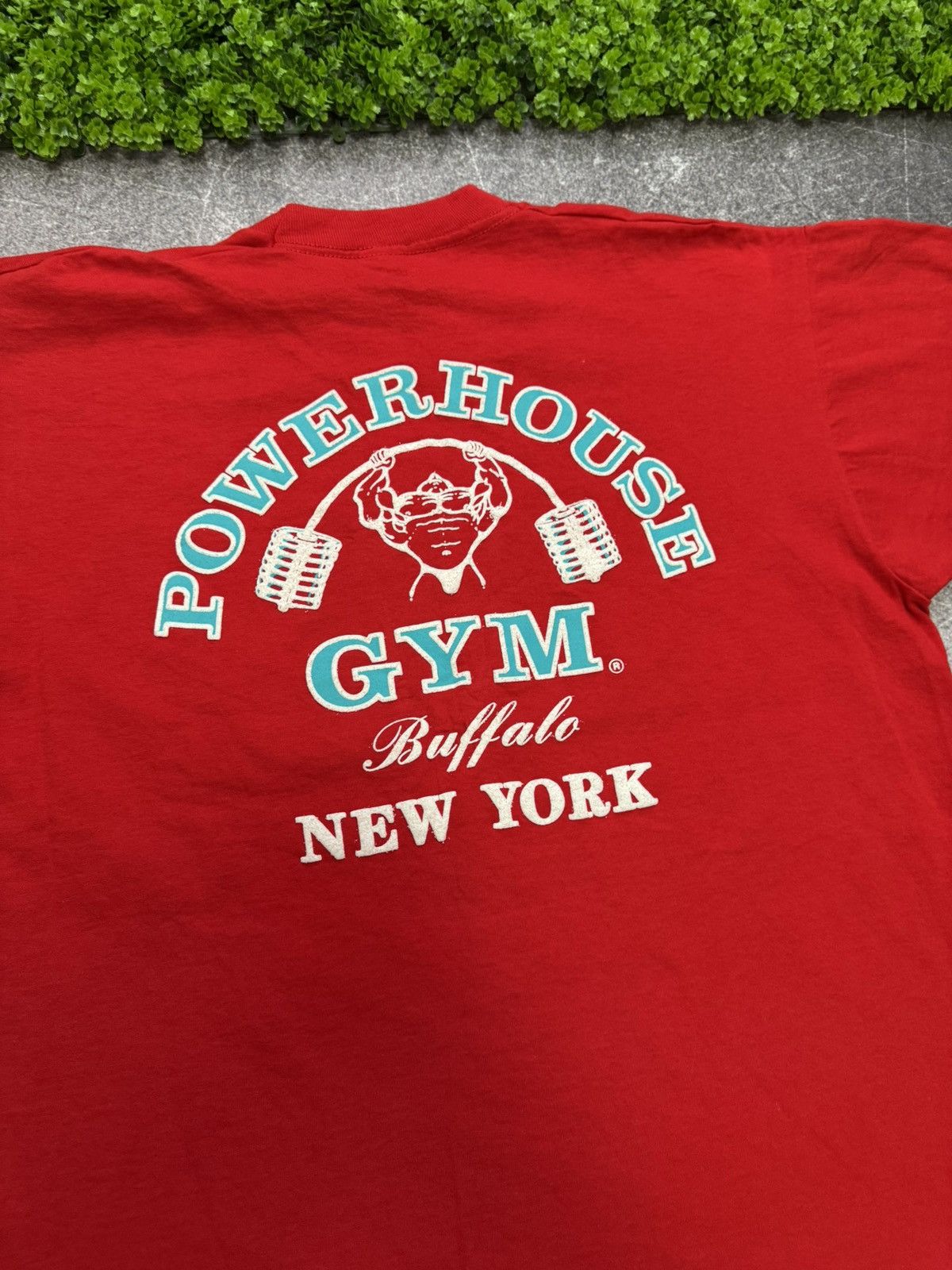 Vintage Vintage 90s PowerHouse Gym New York FOTL T Shirt Bodybuilder Size US XL / EU 56 / 4 - 12 Thumbnail