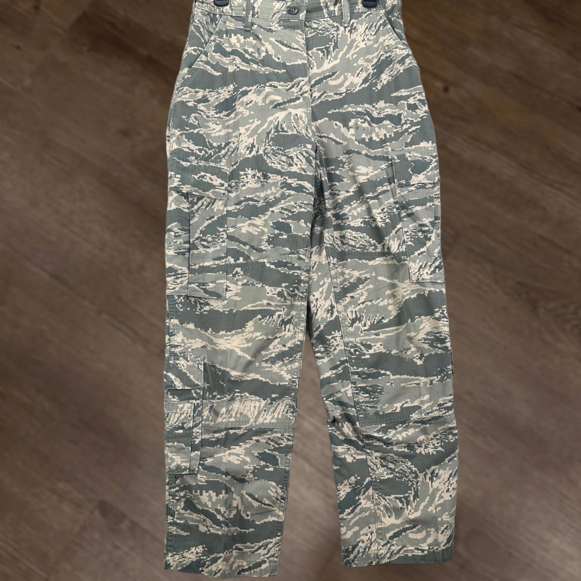 Vintage USAF Desert Digital Camo Pants Mens 29X31 Green Tan Tiger Stripe Cargo Military Baggy Workwear Casual Shirt? Size US 29 - 1 Thumbnail