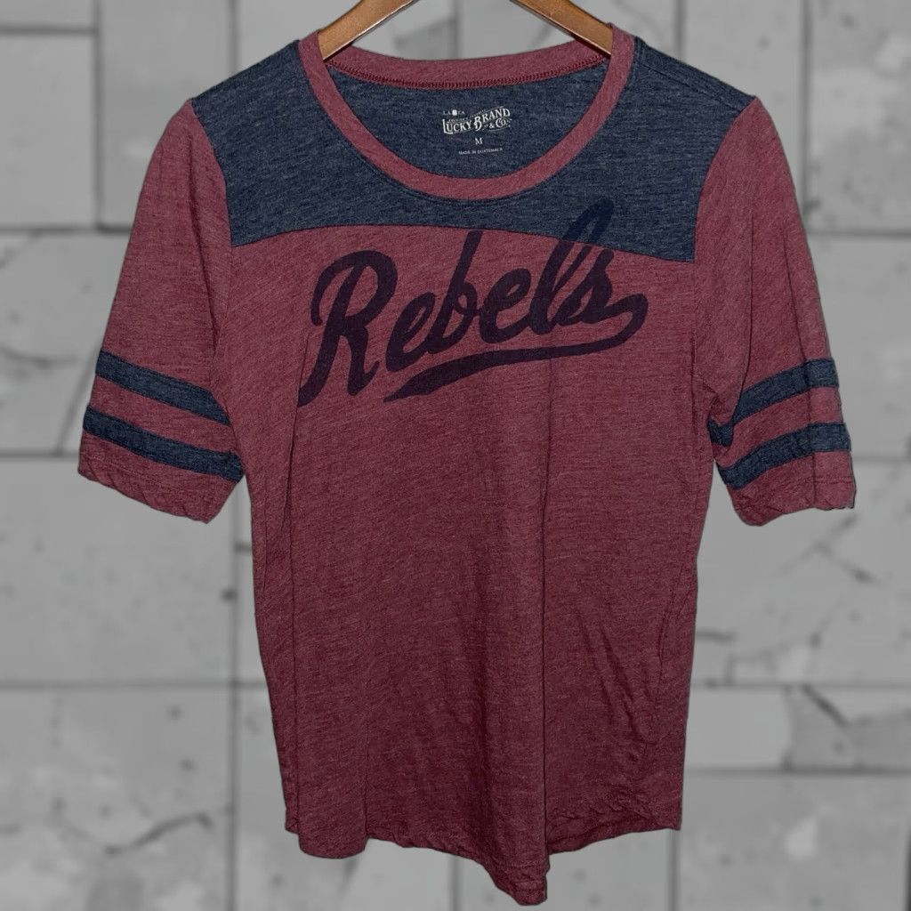 Lucky Brand Lucky Brand Co Red Rebel Graphic Tee Womens Size M Size M / US 6-8 / IT 42-44 - 1 Thumbnail