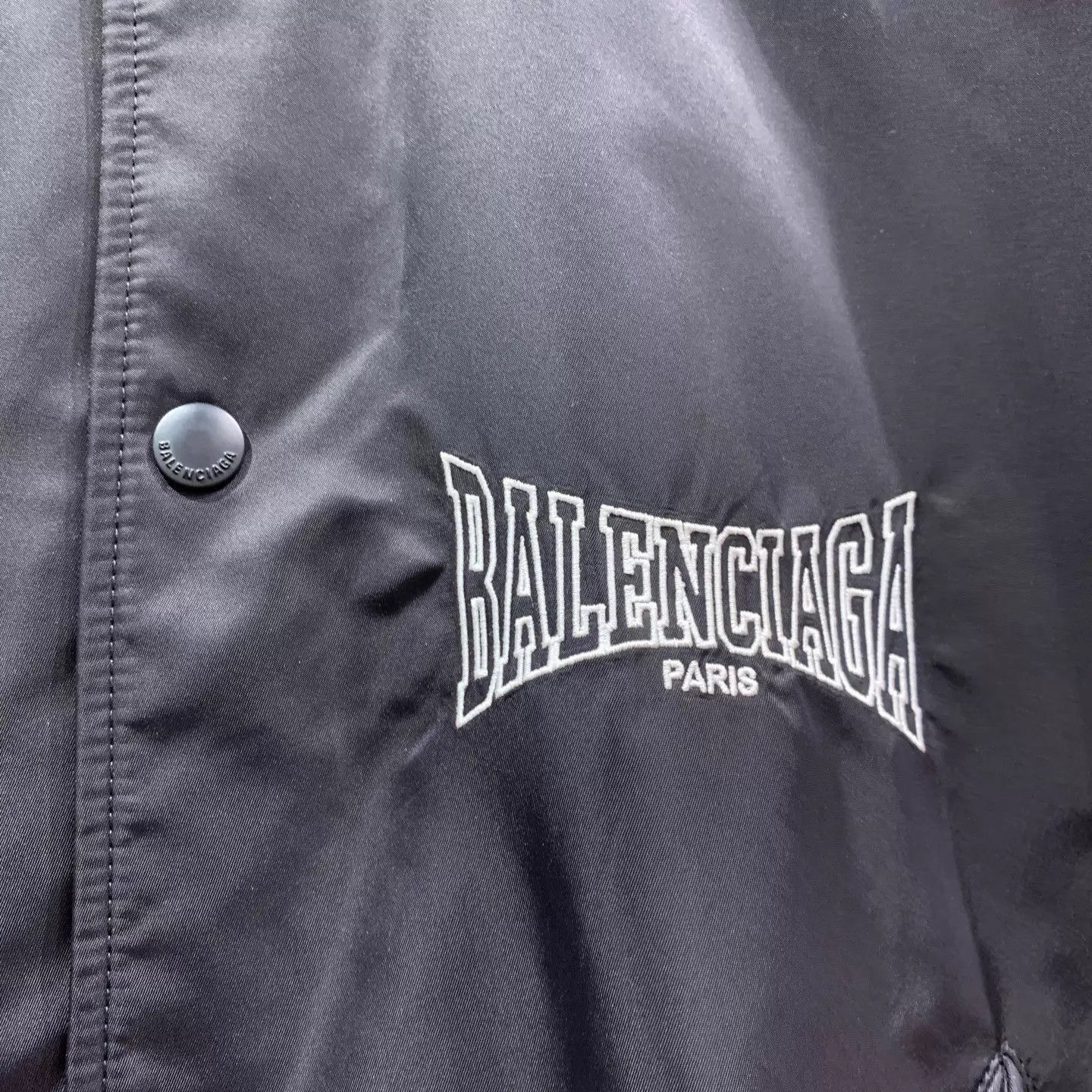 Balenciaga Balenciaga Embroidered Letter Baseball Jacket L Size US L / EU 52-54 / 3 - 5 Thumbnail
