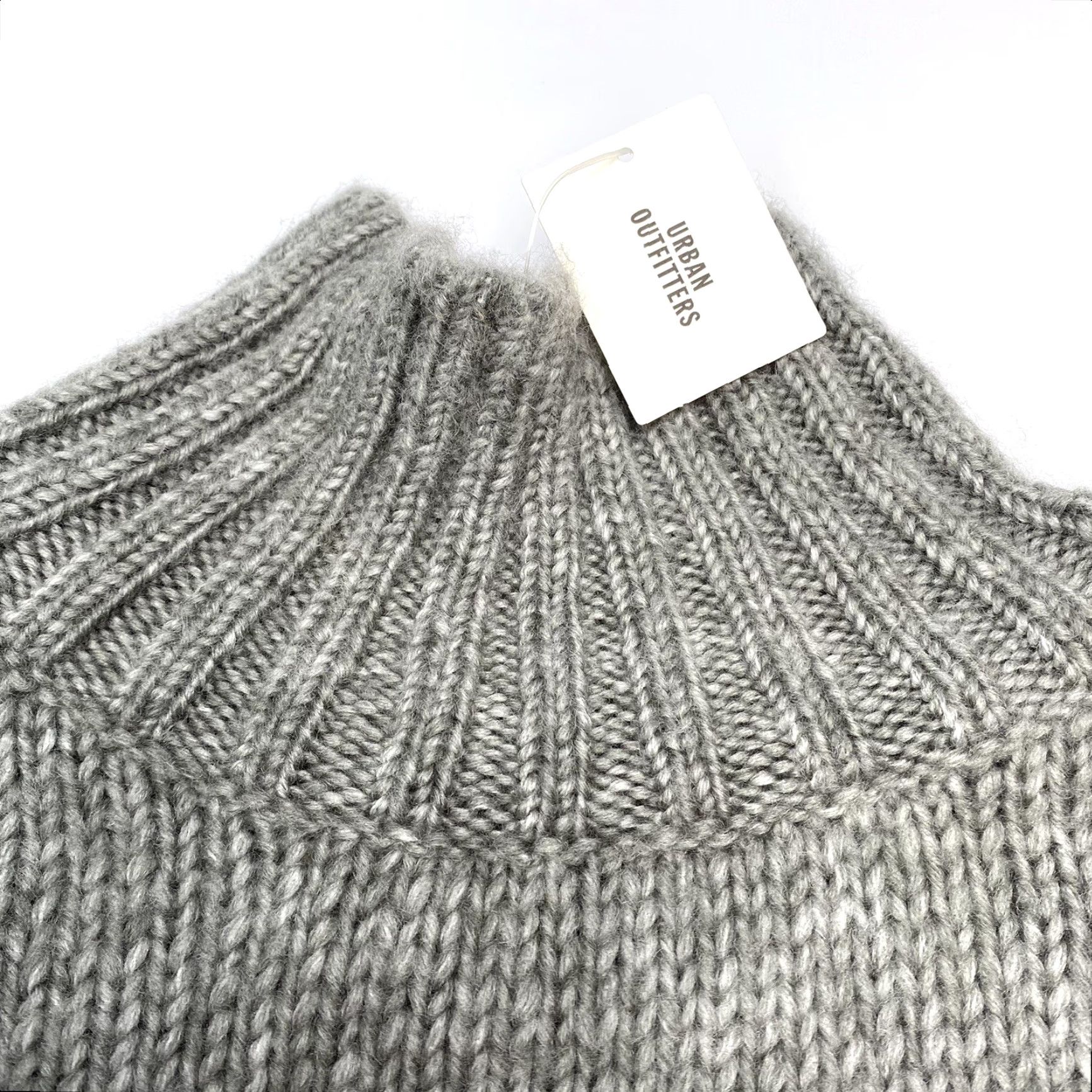 Urban Outfitters Urban Outfitters Sweater Womens M Gray Mock Neck Pullover Casual Regular Knit Logo 79% Acrylic 21% Polyester Size M / US 6-8 / IT 42-44 - 5 Thumbnail