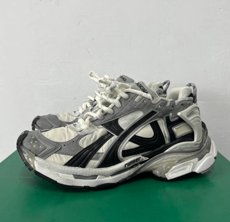 Balenciaga Balenciaga Low-Top Sneakers Size US 10 / EU 43 - 2 Thumbnail