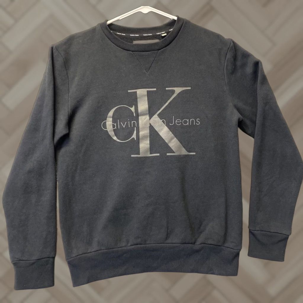 Calvin Klein VINTAGE Calvin Klein Sweatshirt Graphic Logo Crew Neck Adult Size S Black Cotton Blend Mens Size US S / EU 44-46 / 1 - 1 Thumbnail