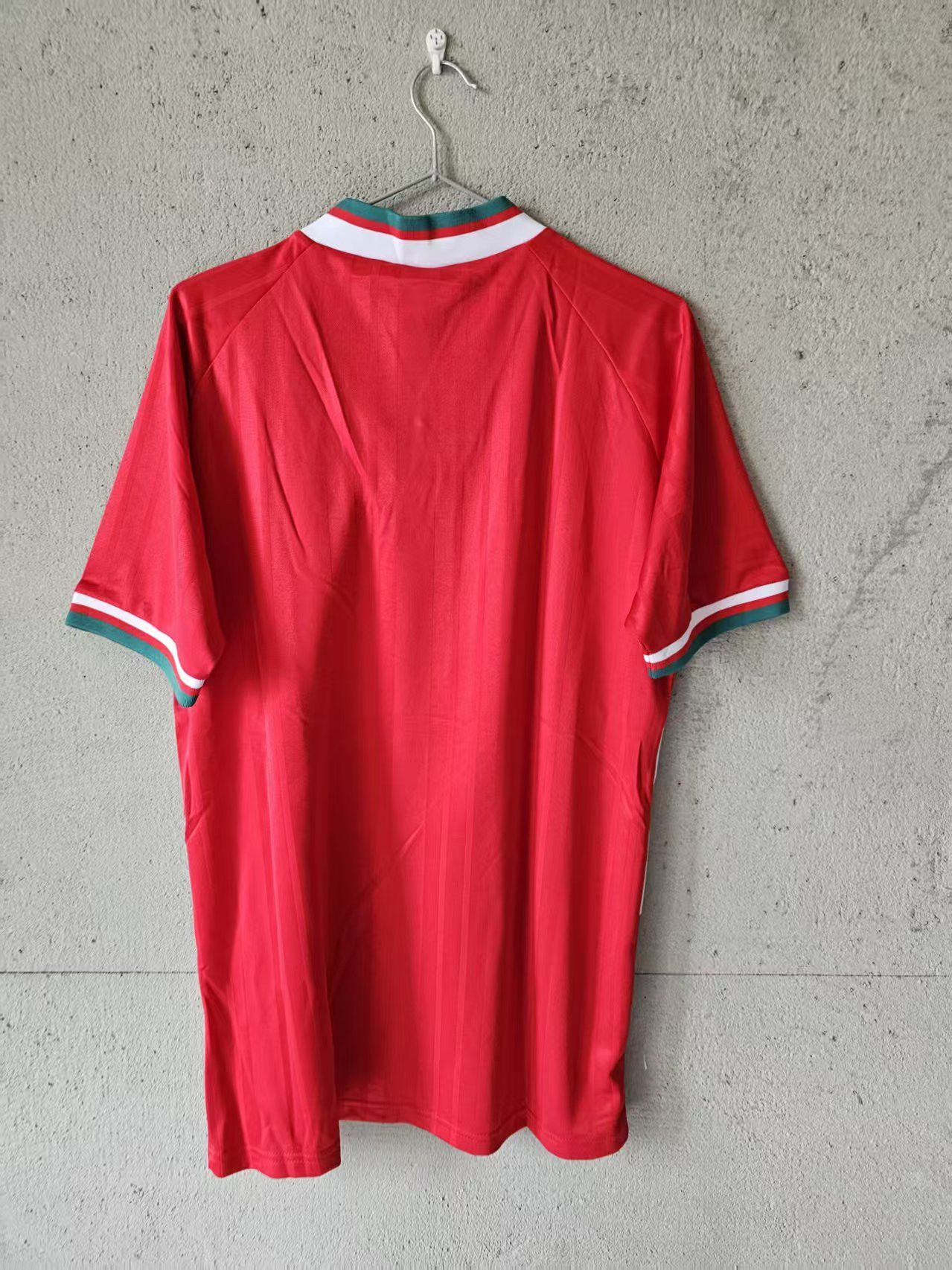 Other Vintage Liverpool Jersey Red Size US S / EU 44-46 / 1 - 3 Thumbnail