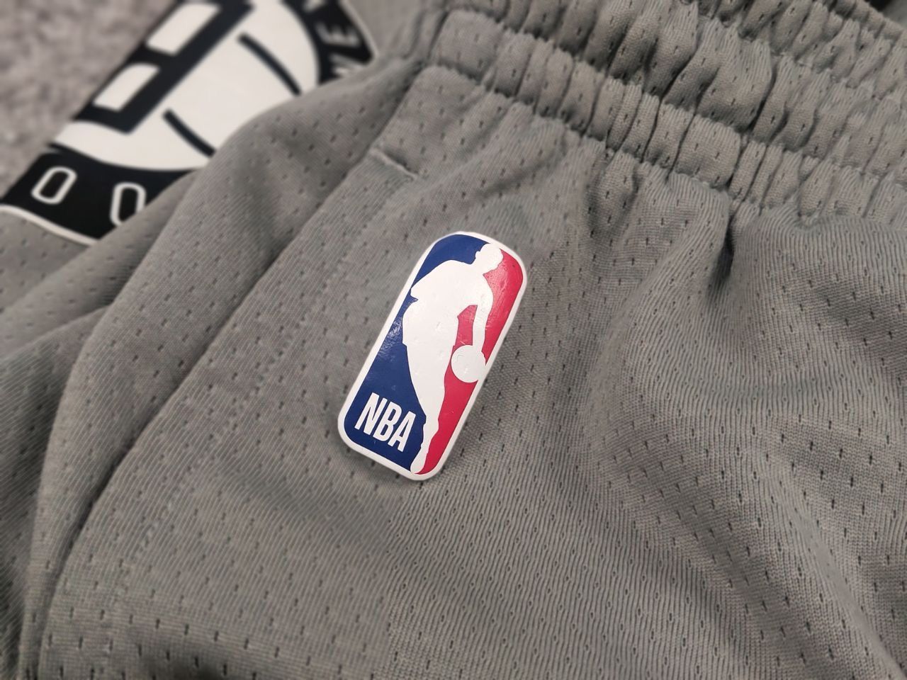 Nike Vintage Nike Air Jordan x NBA Brooklyn New York Logo Shorts Size US 32 / EU 48 - 12 Thumbnail