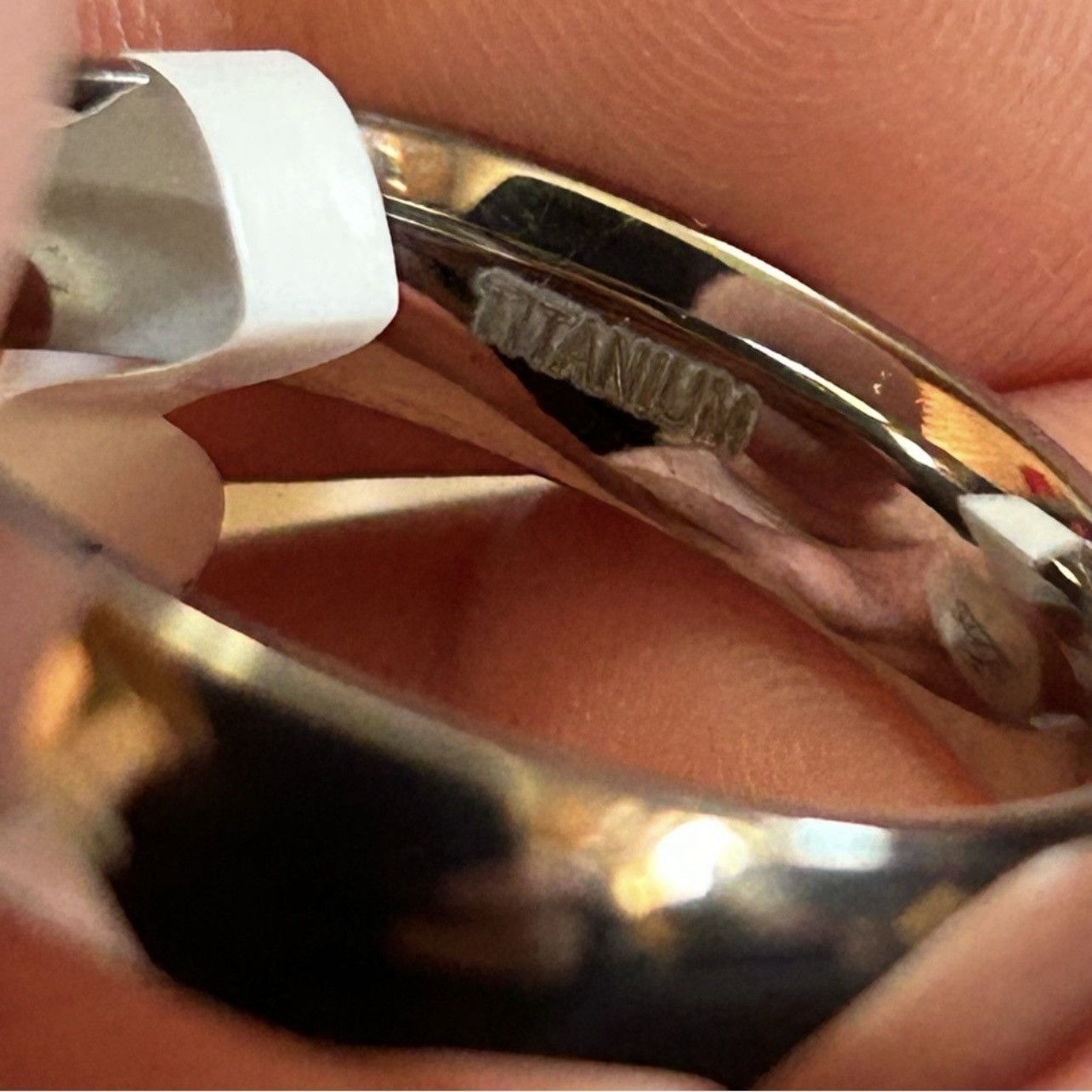 Jewelry Men’s 6mm polished Titanium comfort band wedding ring NIB 15 Size ONE SIZE - 9 Thumbnail