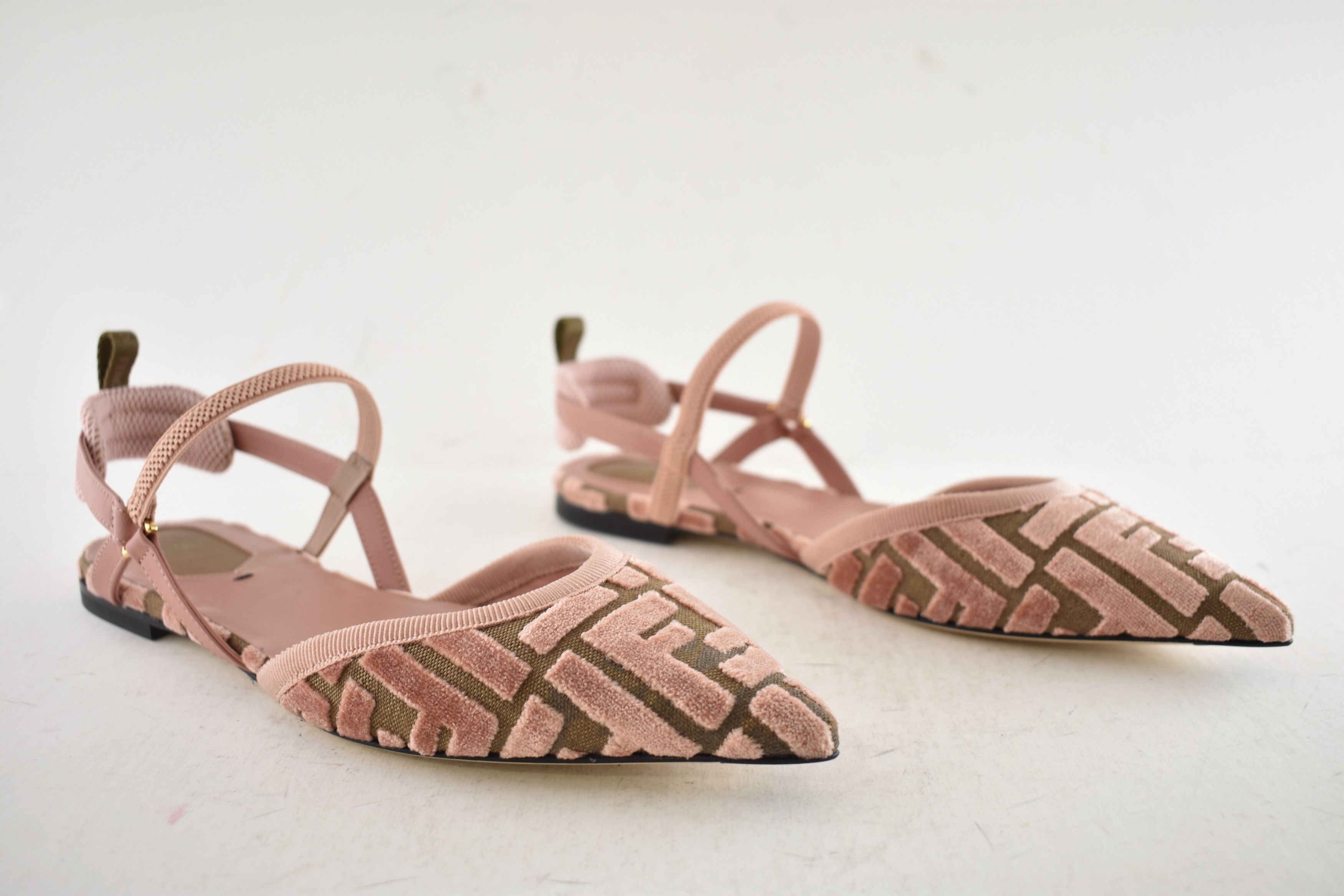 Fendi Fendi Colibri Lite Beige Velvet FF Logo Slingback Flat 37.5 Size US 7.5 / IT 37.5 - 4 Thumbnail