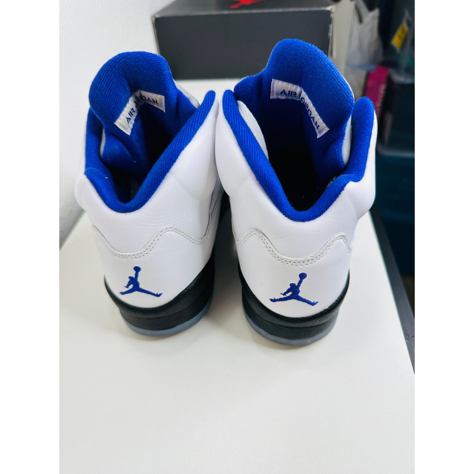 Nike Nike Air Jordan 5 Retro (GS)White Dark Concord Black Sneaker Size US 6.5 / EU 39-40 - 11 Thumbnail