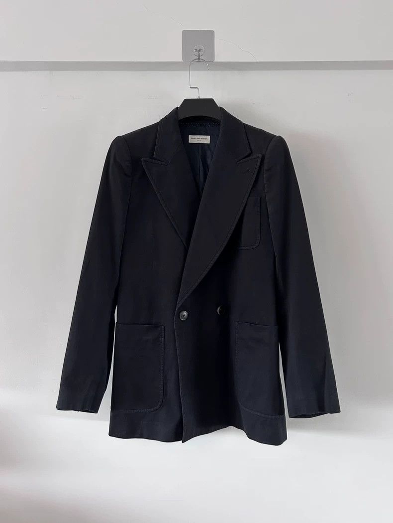 Dries Van Noten dries van noten Black suit with gun lapel collar 2504-Nexta Size US S / EU 44-46 / 1 - 1 Thumbnail