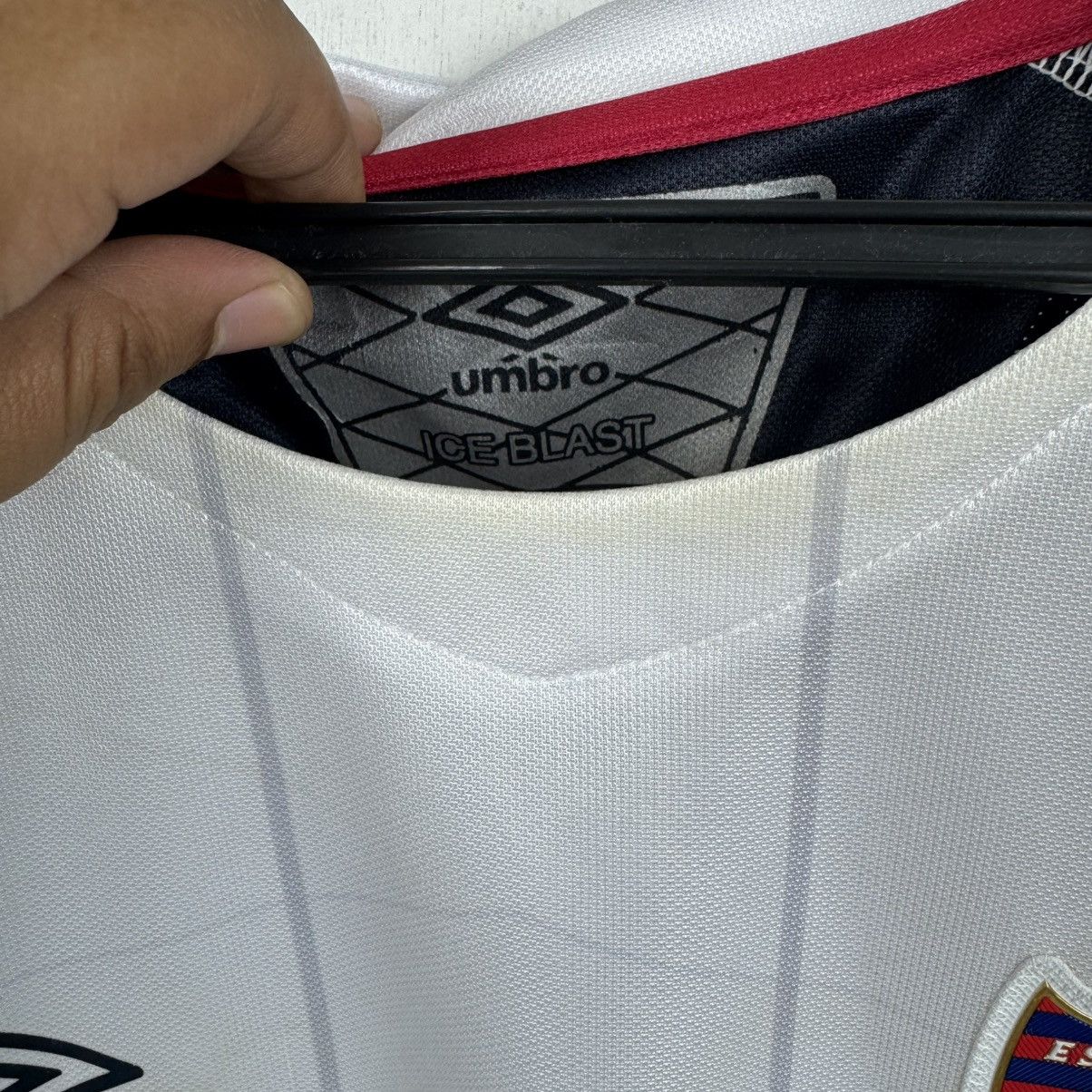 Umbro Tokyo FC Japan League Jersey Tagawa Signature Size US M / EU 48-50 / 2 - 7 Thumbnail