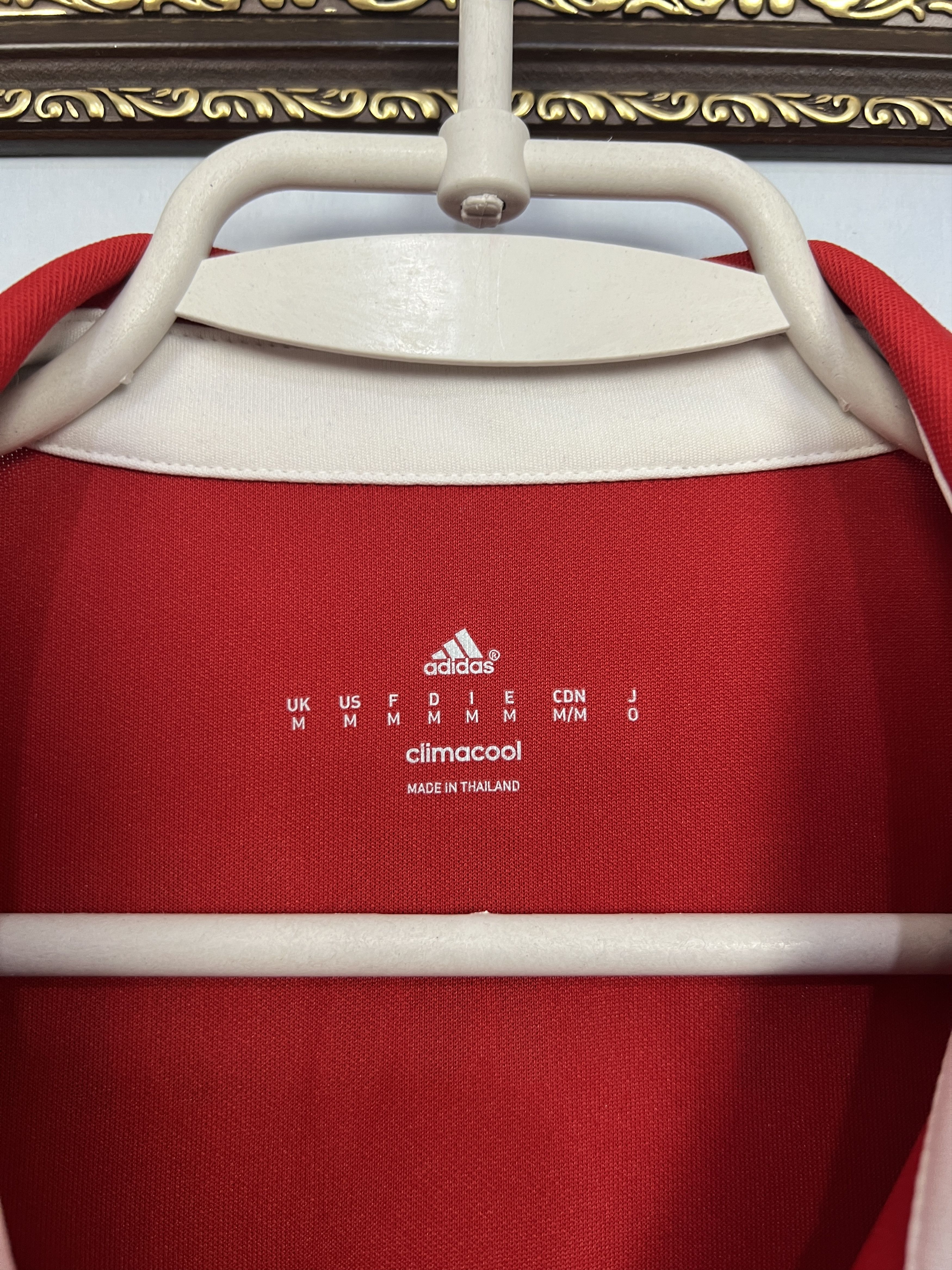 Adidas Bayern Munich Home football shirt 2016 Soccer Adidas Size US M / EU 48-50 / 2 - 7 Thumbnail