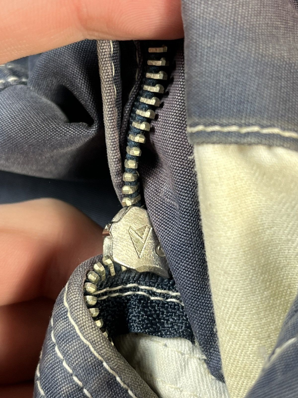 Diesel Vintage Diesel Distressed Faded Jacket Y2K Workwear Style Size US S / EU 44-46 / 1 - 8 Thumbnail