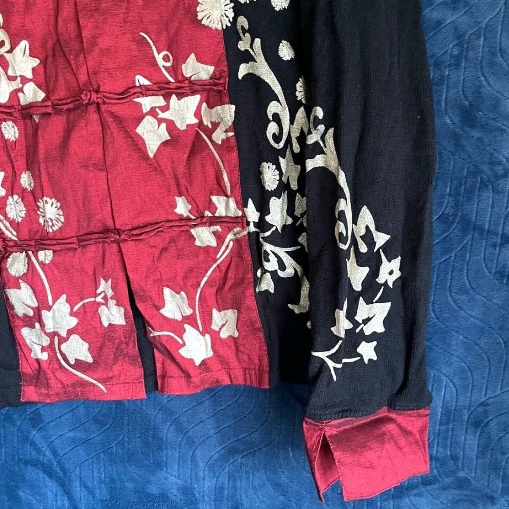 Jim Thompson VINTAGE Norm Thompson Shirt Womens M Black Red Floral Design Button Down Size M / US 6-8 / IT 42-44 - 2 Thumbnail