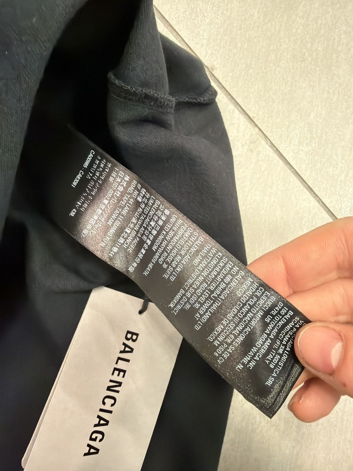 Balenciaga Balenciaga logo t shirt black white Size US L / EU 52-54 / 3 - 4 Thumbnail