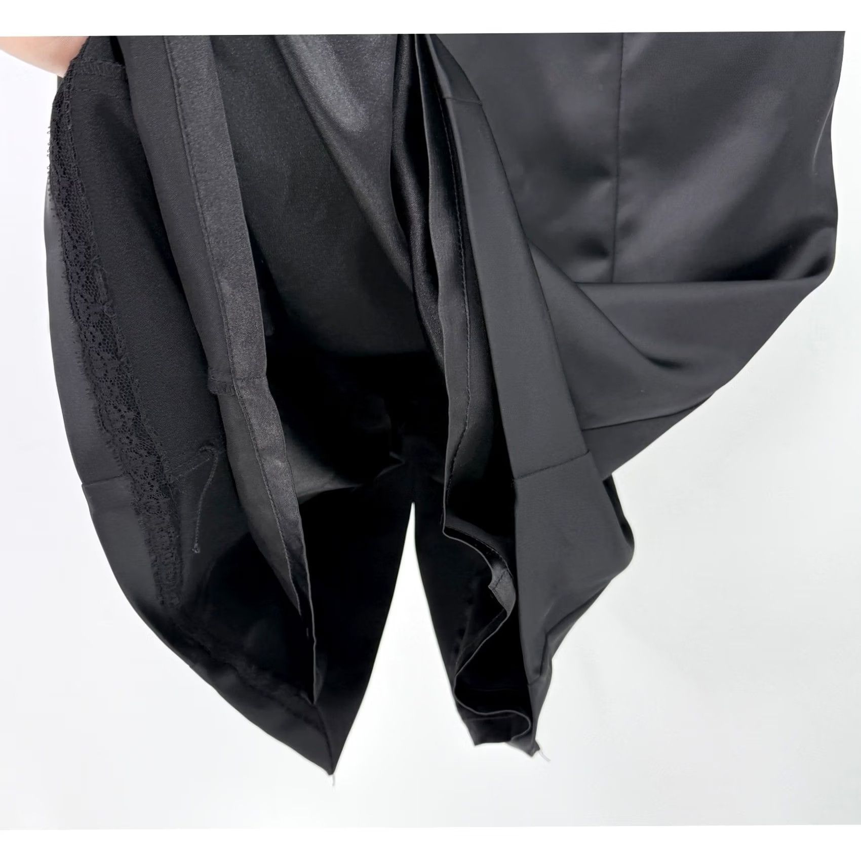 White House Black Market VINTAGE? No. White House Black Market Black Sleeveless Sheath Dress Bow Detail Size 0 Size XS / US 0-2 / IT 36-38 - 5 Thumbnail