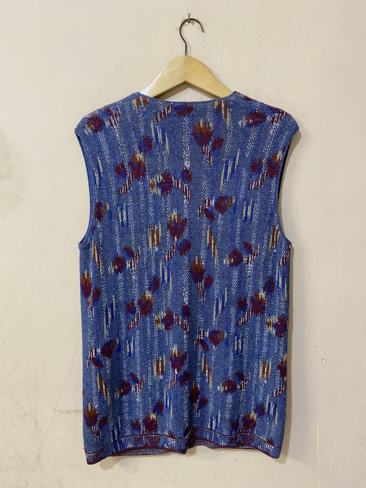 Missoni 90s Vintage Missoni Pattern Knit Vest Size US M / EU 48-50 / 2 - 9 Thumbnail
