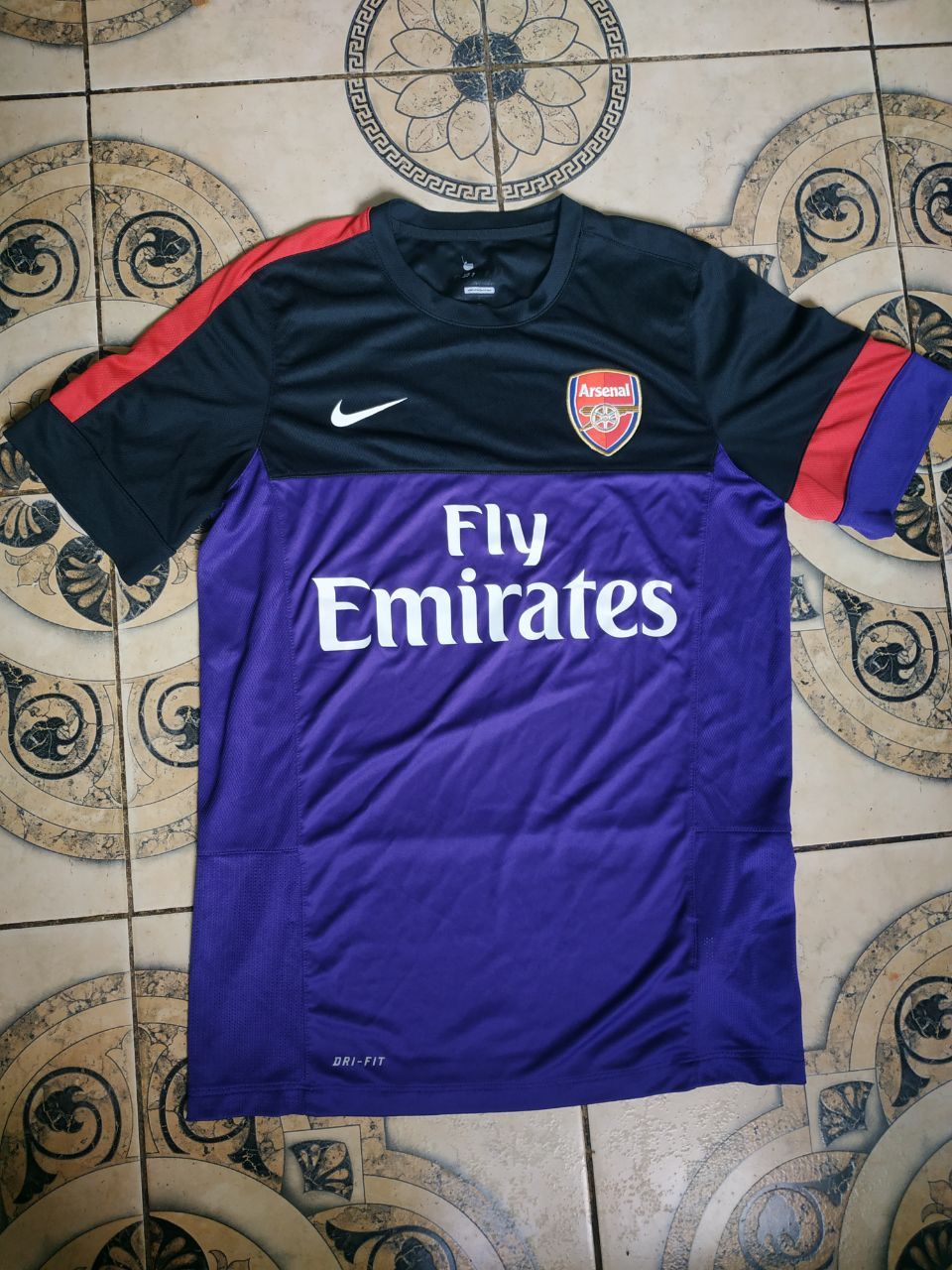 Nike Nike Arsenal 2012/13 Training Jersey Fly Emirates Purple M Size US M / EU 48-50 / 2 - 1 Thumbnail