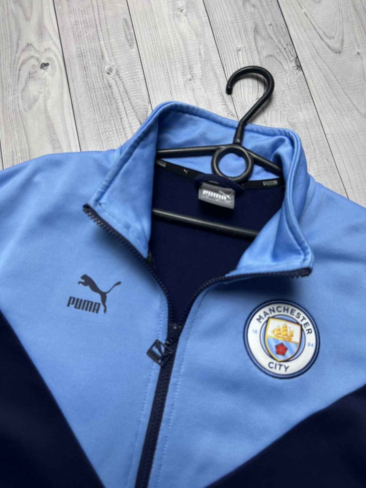 Puma × Vintage Vintage puma Manchester City soccer track jacket size L Size US L / EU 52-54 / 3 - 3 Thumbnail